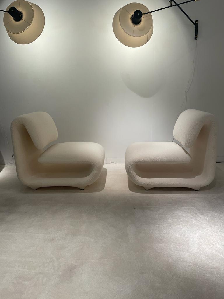 Paire de chaises basses de la série 1500 d'Etienne Henri Martin 4