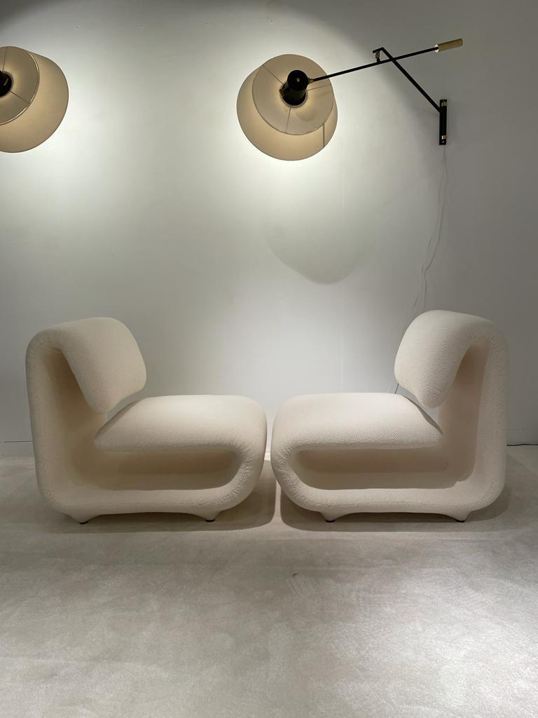 Tissu Paire de chaises basses de la série 1500 d'Etienne Henri Martin