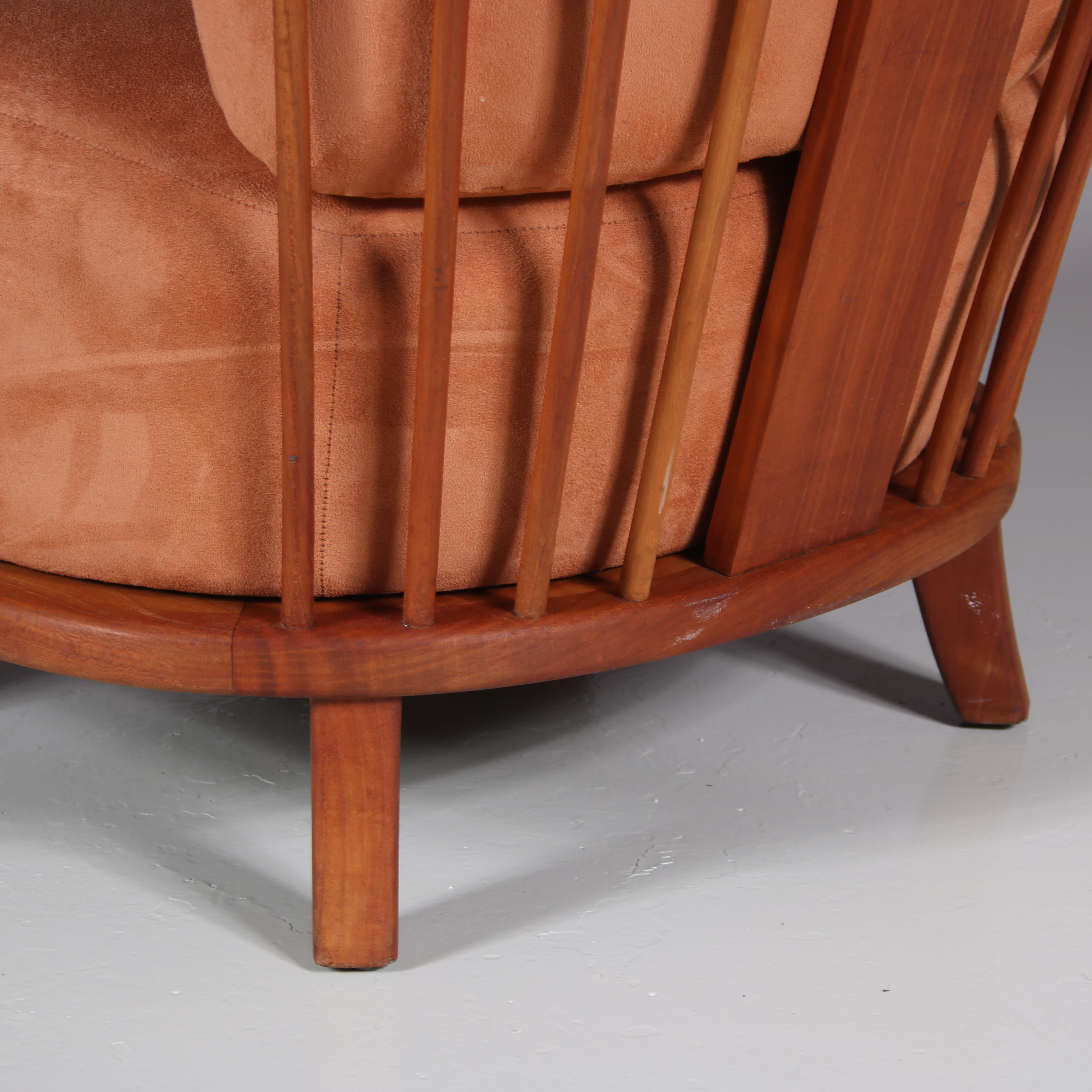 Pair of “1590” Easy Chairs by Fritz Hansen, Denmark 1940 10