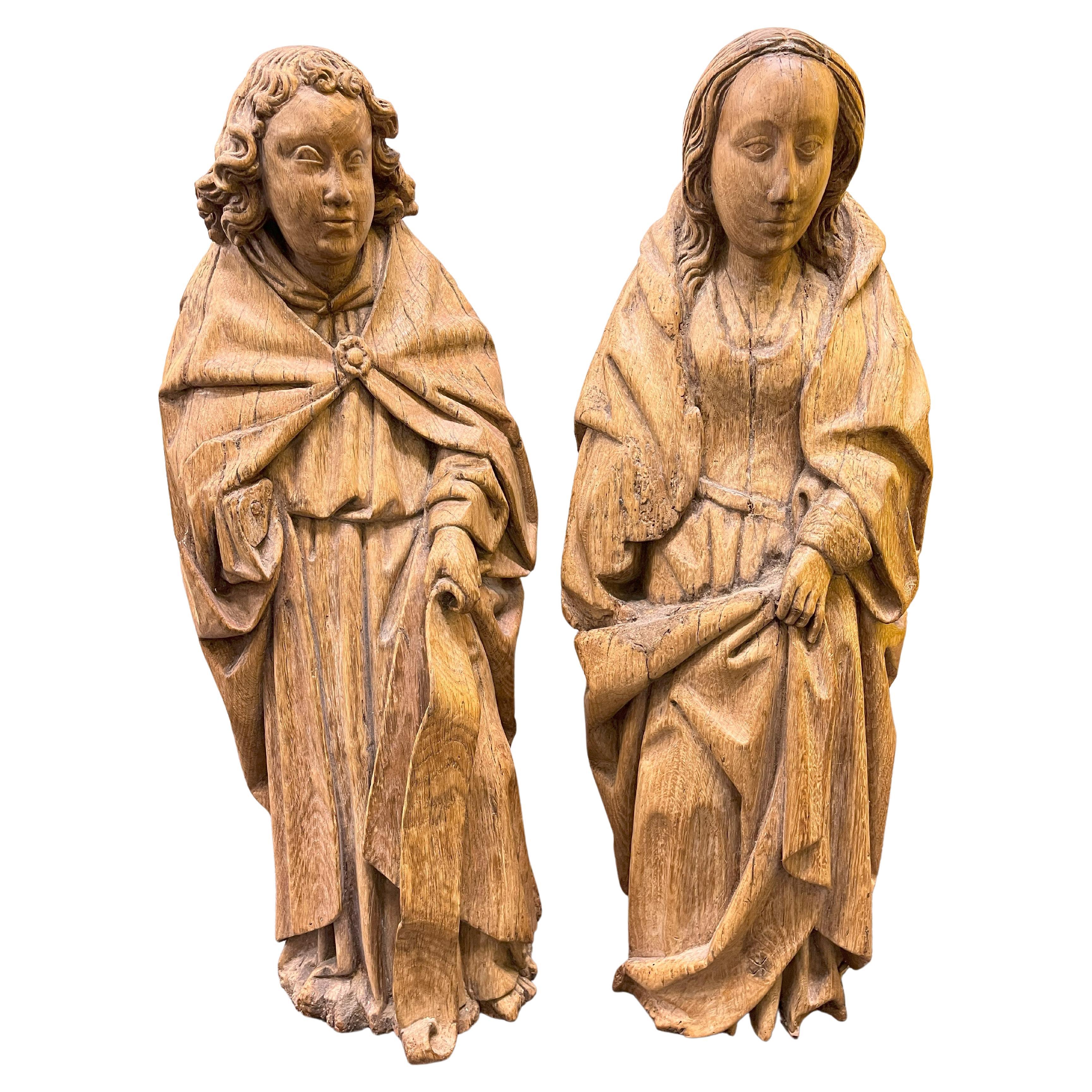 Pair of 16th Century Carved Oak Saints For Sale