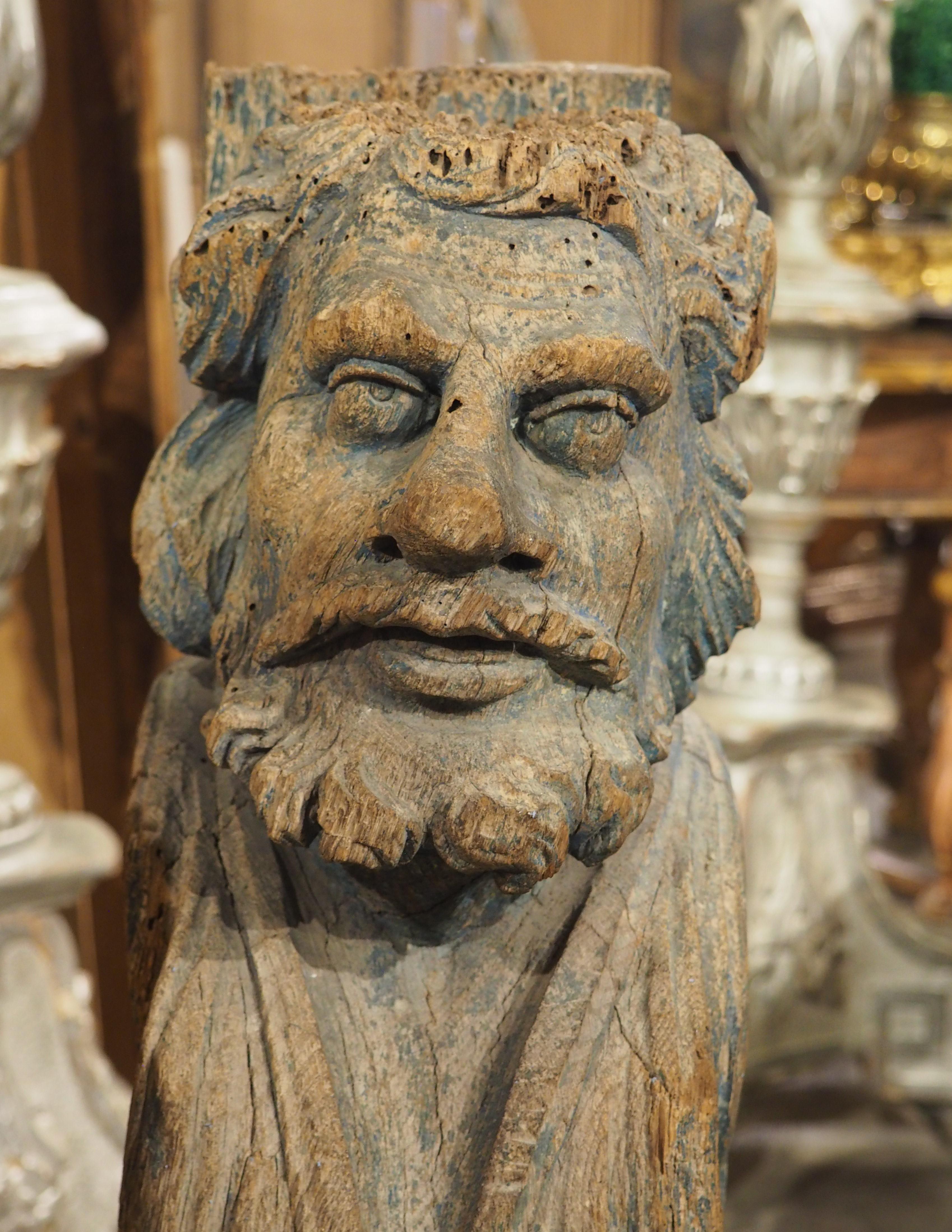 Pair of 16th Century Carved Wooden Terms or Beam Supports from Northern Europe For Sale 5