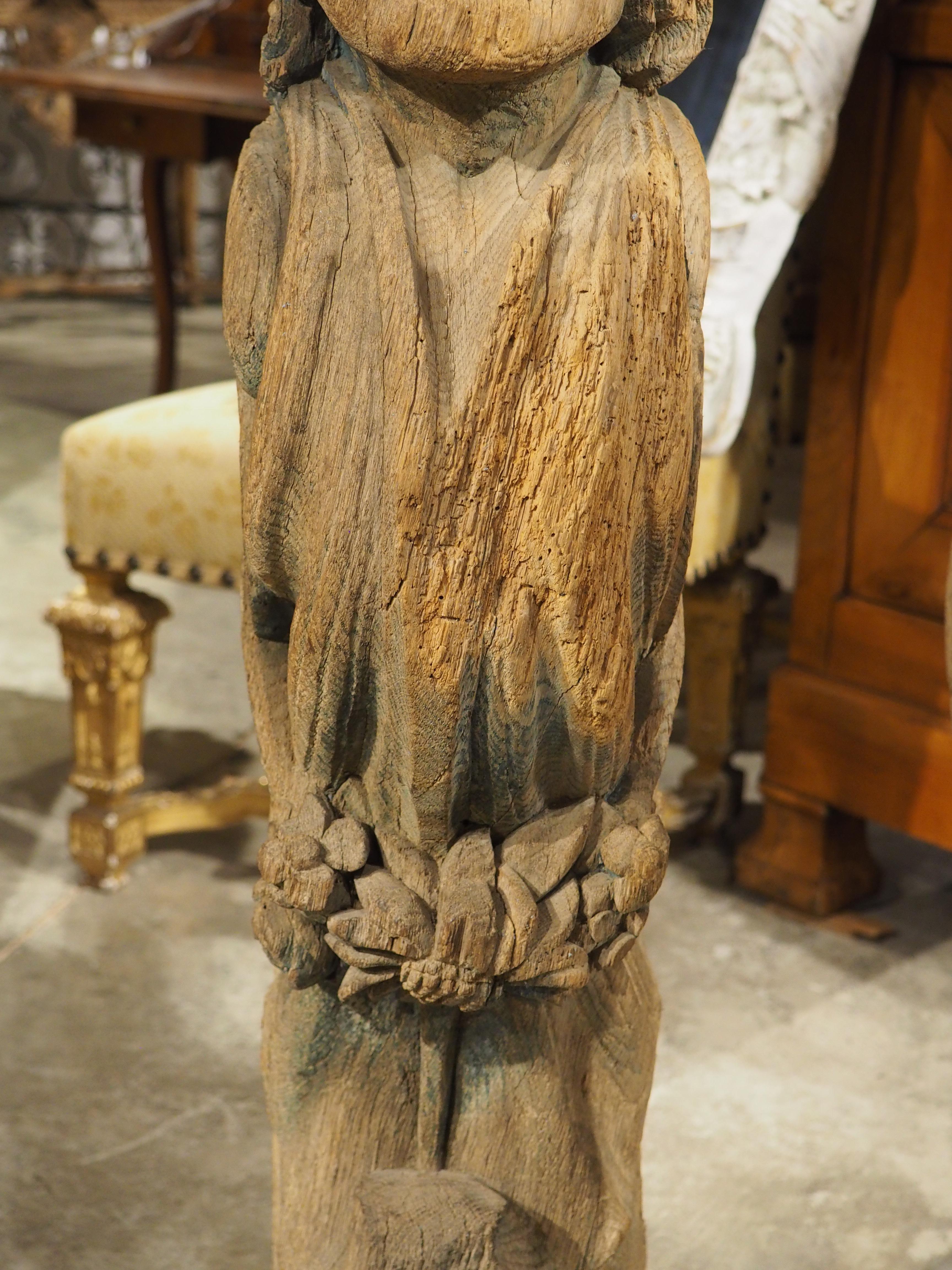 Pair of 16th Century Carved Wooden Terms or Beam Supports from Northern Europe For Sale 7