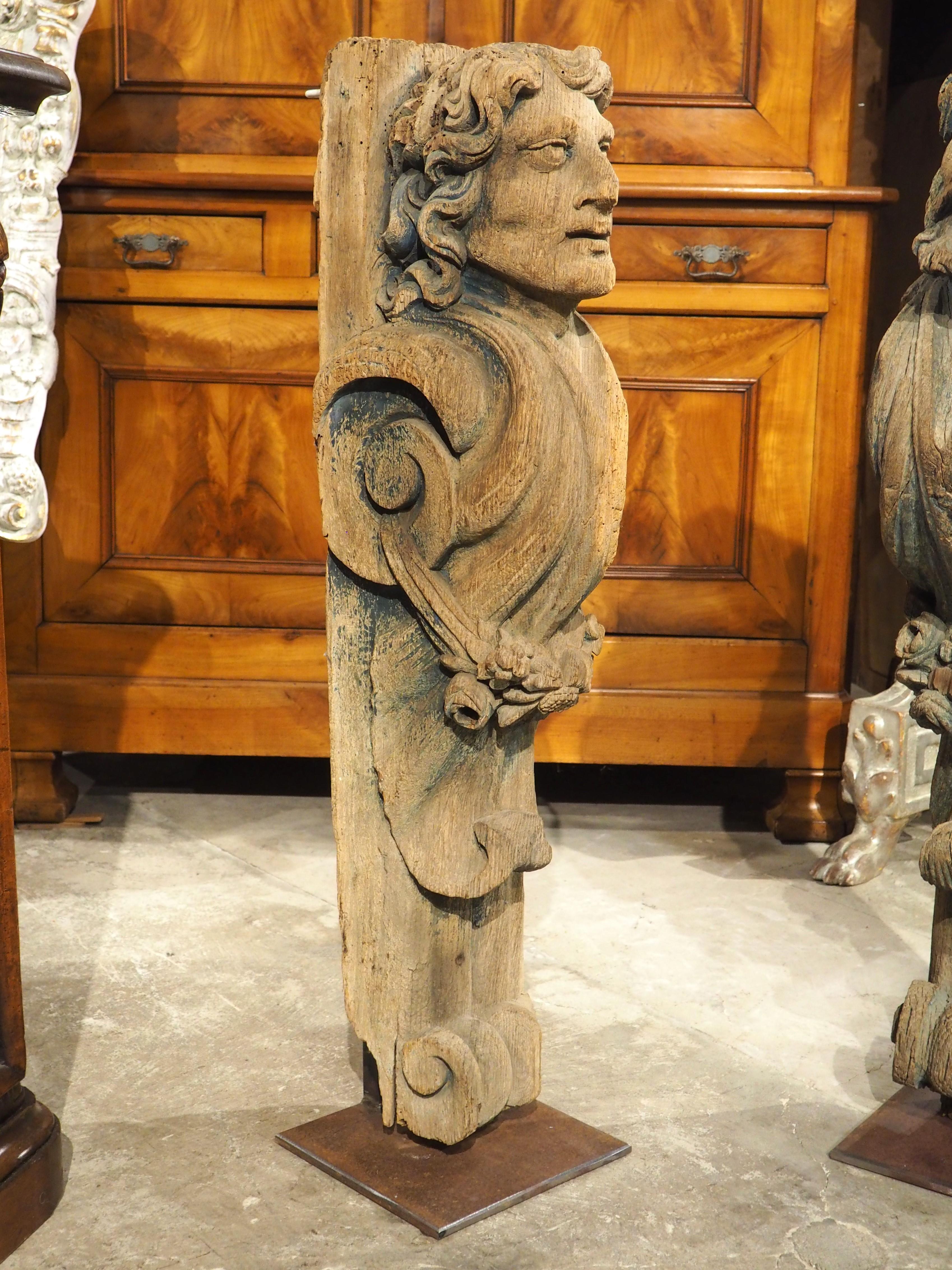 European Pair of 16th Century Carved Wooden Terms or Beam Supports from Northern Europe For Sale