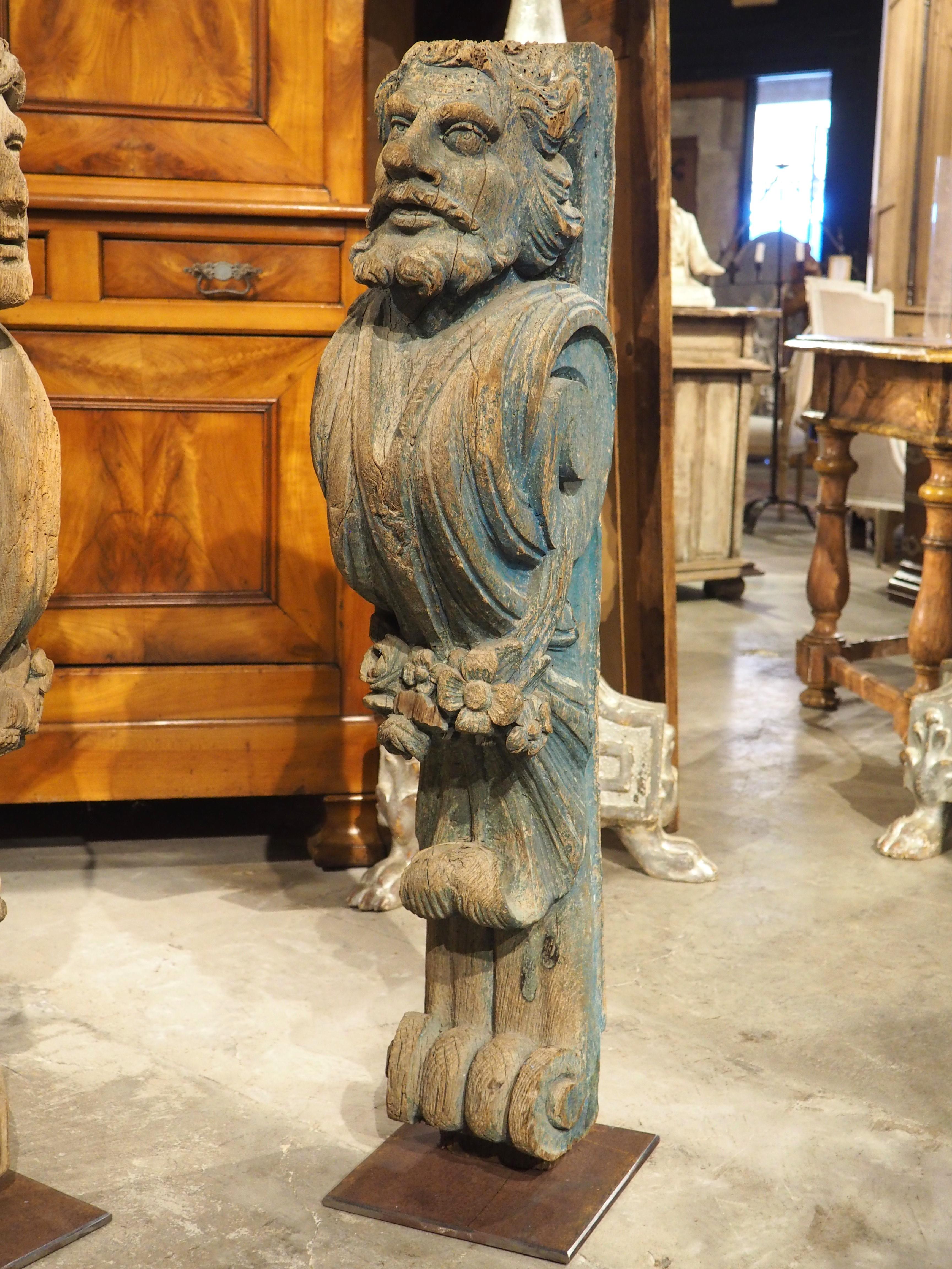 Hand-Carved Pair of 16th Century Carved Wooden Terms or Beam Supports from Northern Europe For Sale