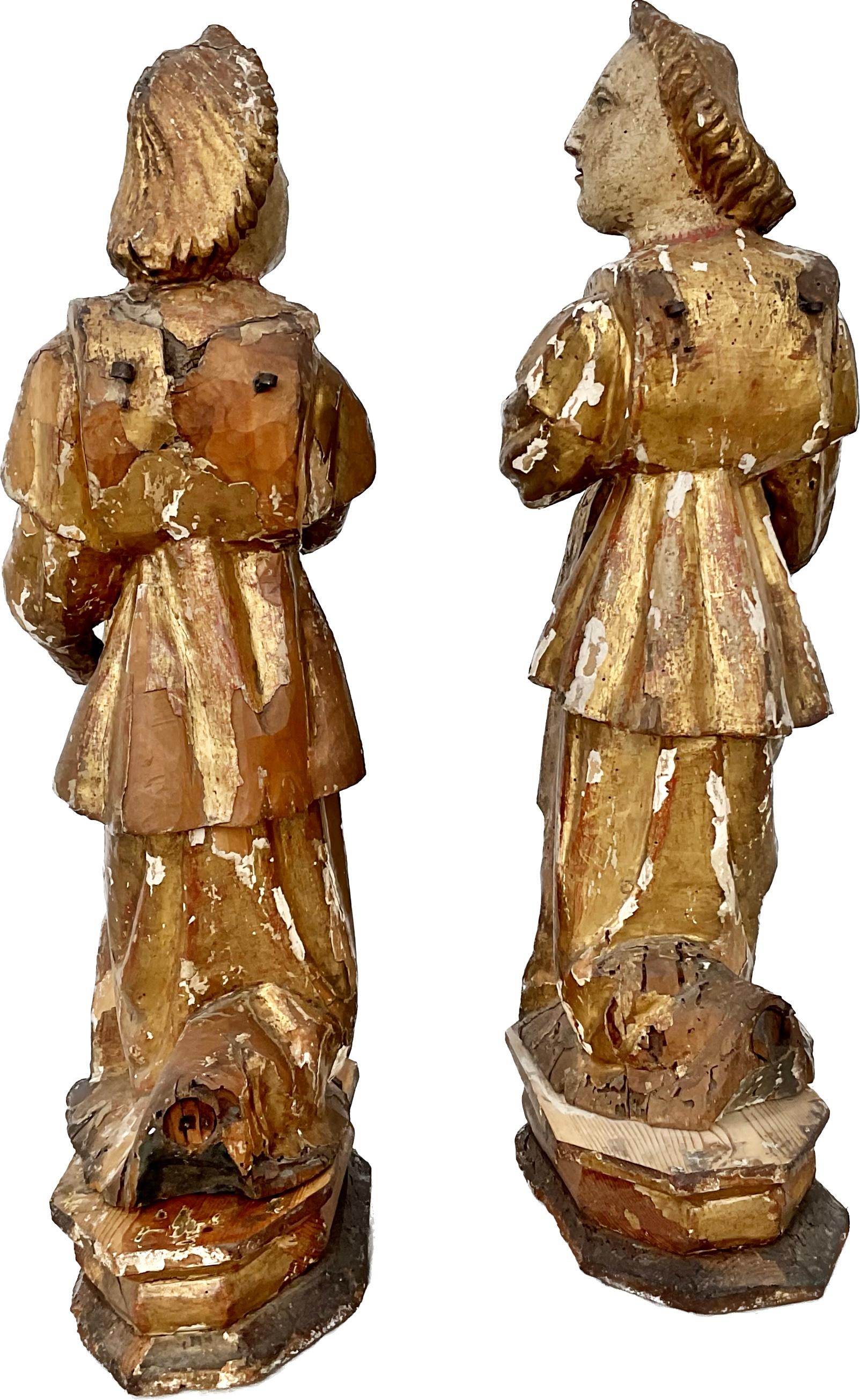 Pair Of 16th Century Italian Giltwood Candle Bearing Angel Candlesticks In Good Condition For Sale In Bradenton, FL