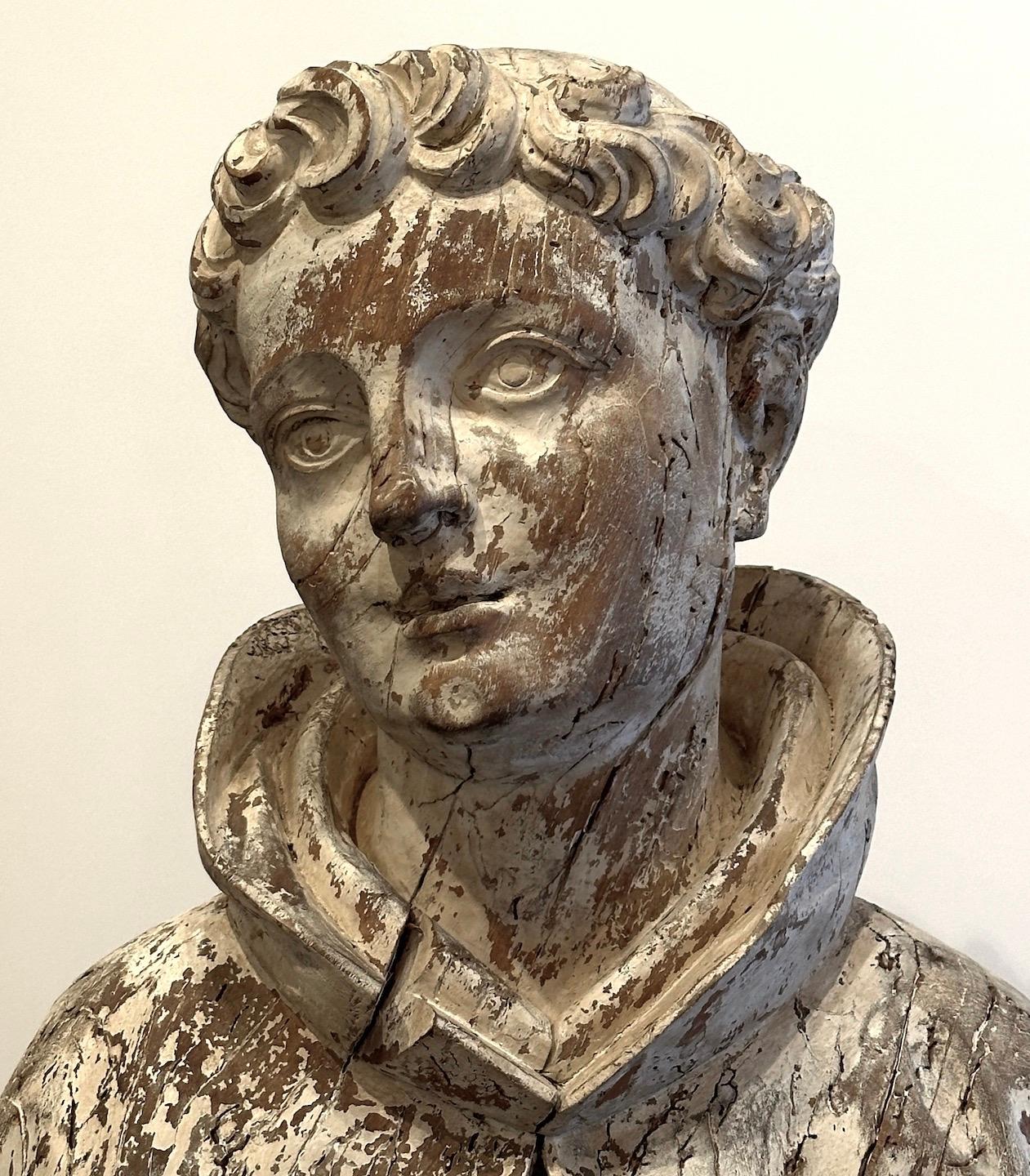 Pareja de bustos italianos de madera del siglo XVI Italiano en venta