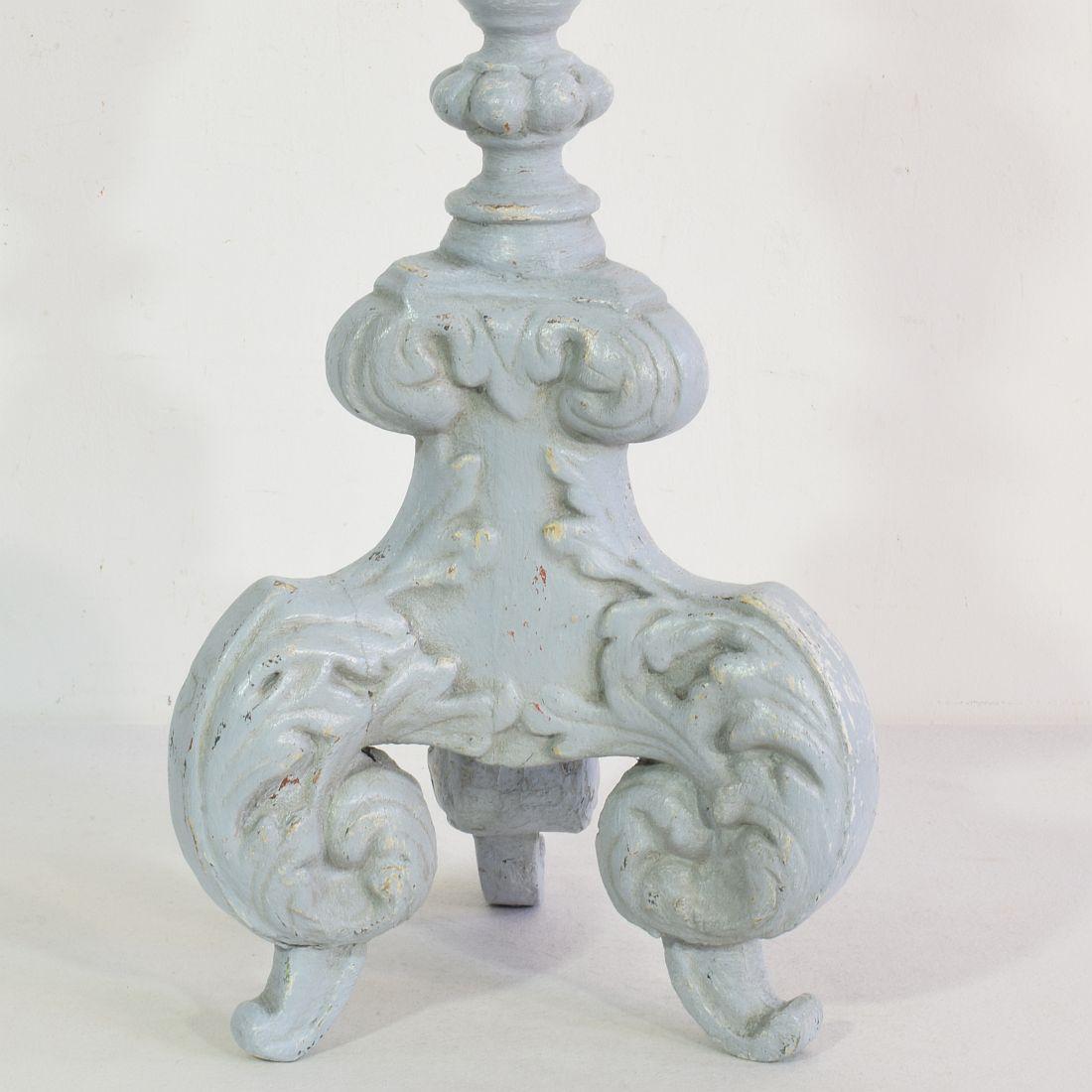 Pair of 17/18th Century Italian Carved Wooden Baroque Candleholders For Sale 11