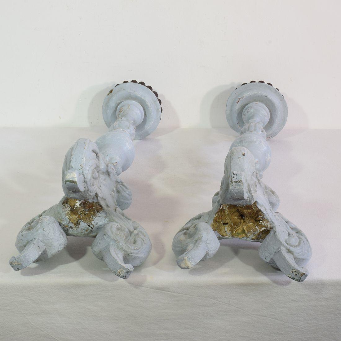 Pair of 17/18th Century Italian Carved Wooden Baroque Candleholders For Sale 15