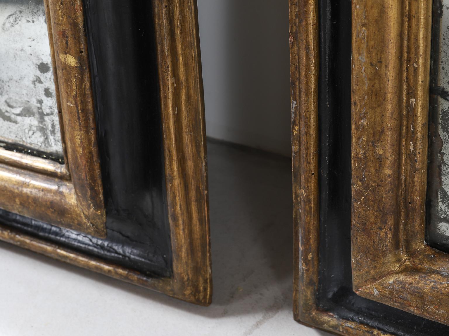 Pair of 1790s Spanish Giltwood Mirrors  2