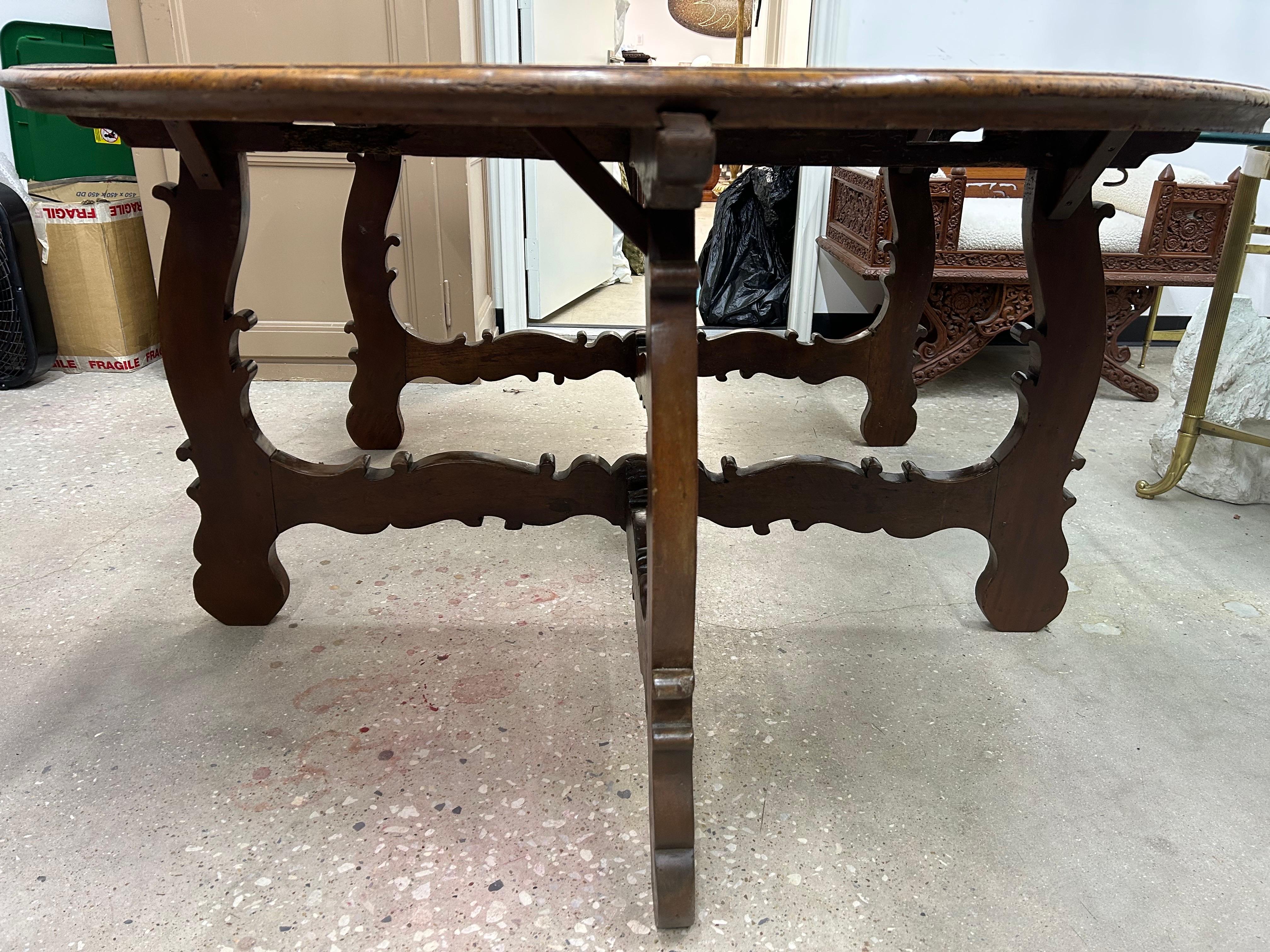 Pair Of 17th-18th Century Italian Console Tables For Sale 6