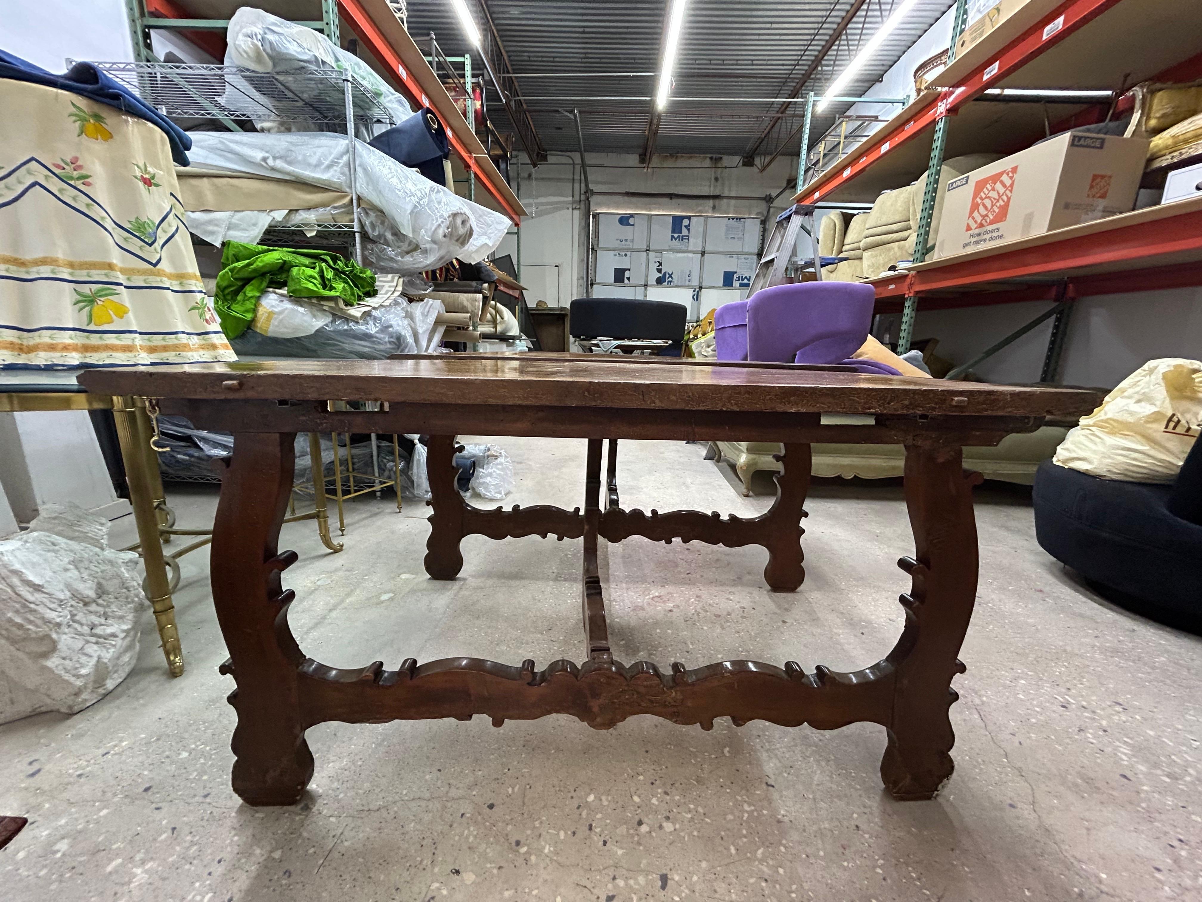 Pair Of 17th-18th Century Italian Console Tables For Sale 8