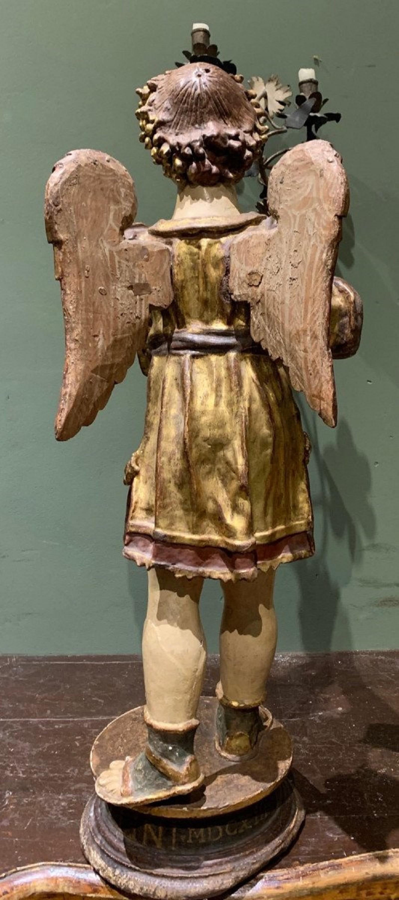 Début du XVIIe siècle Paire d'objets du 17e siècle  Anges en vente