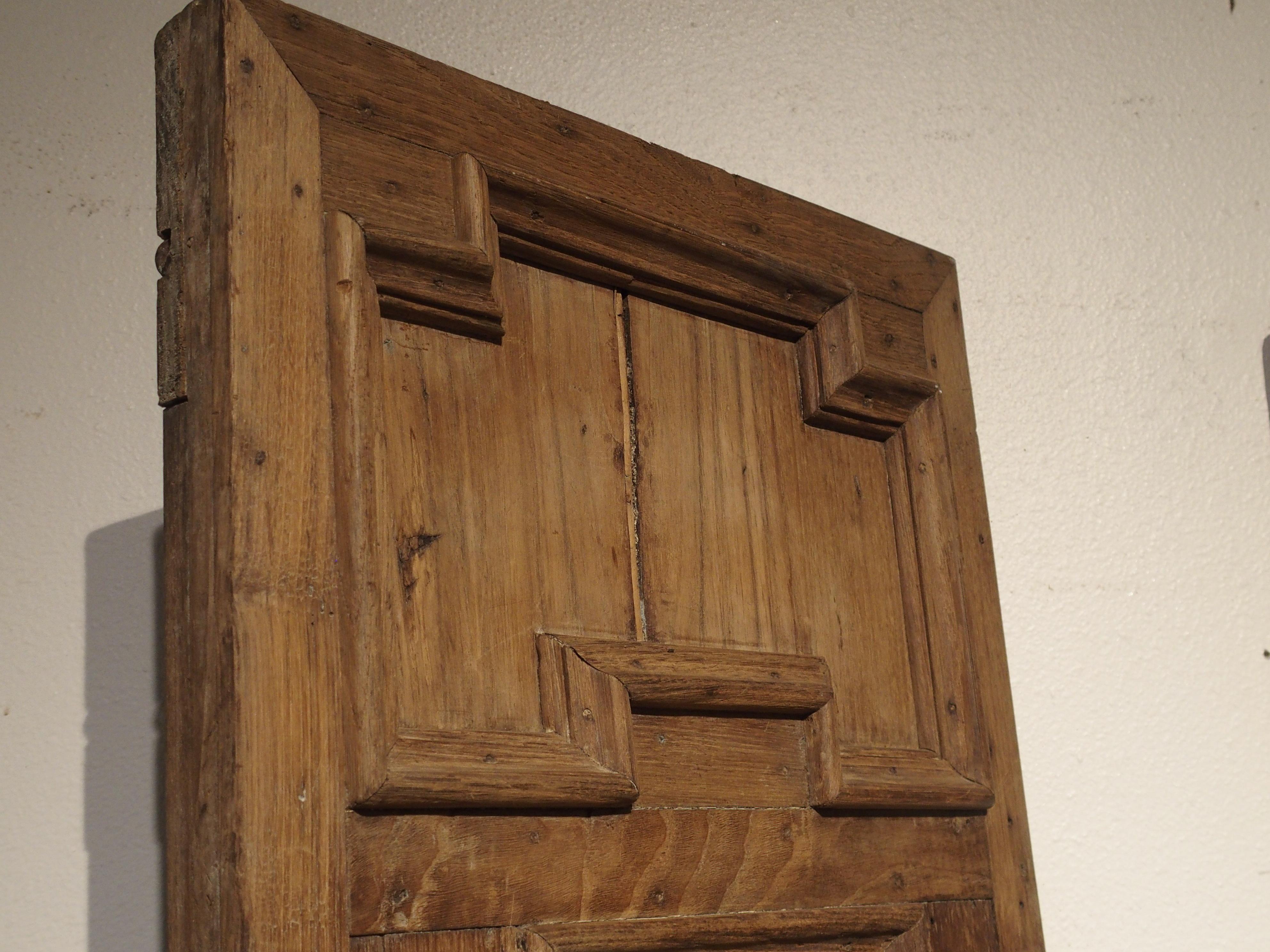 Pair of 17th Century Chestnut Wood Doors from Umbria, Italy 10