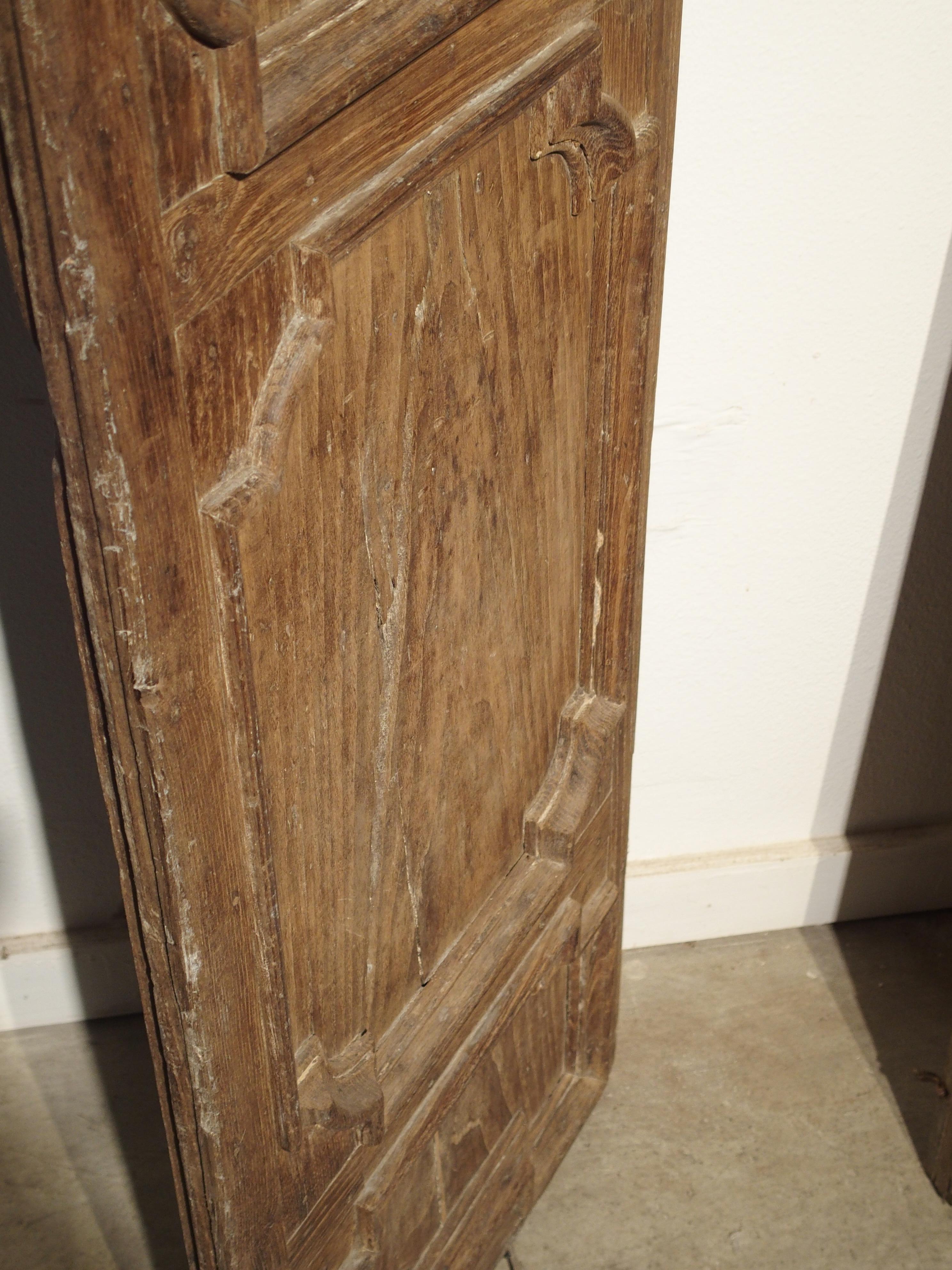 Pair of 17th Century Chestnut Wood Doors from Umbria, Italy 1