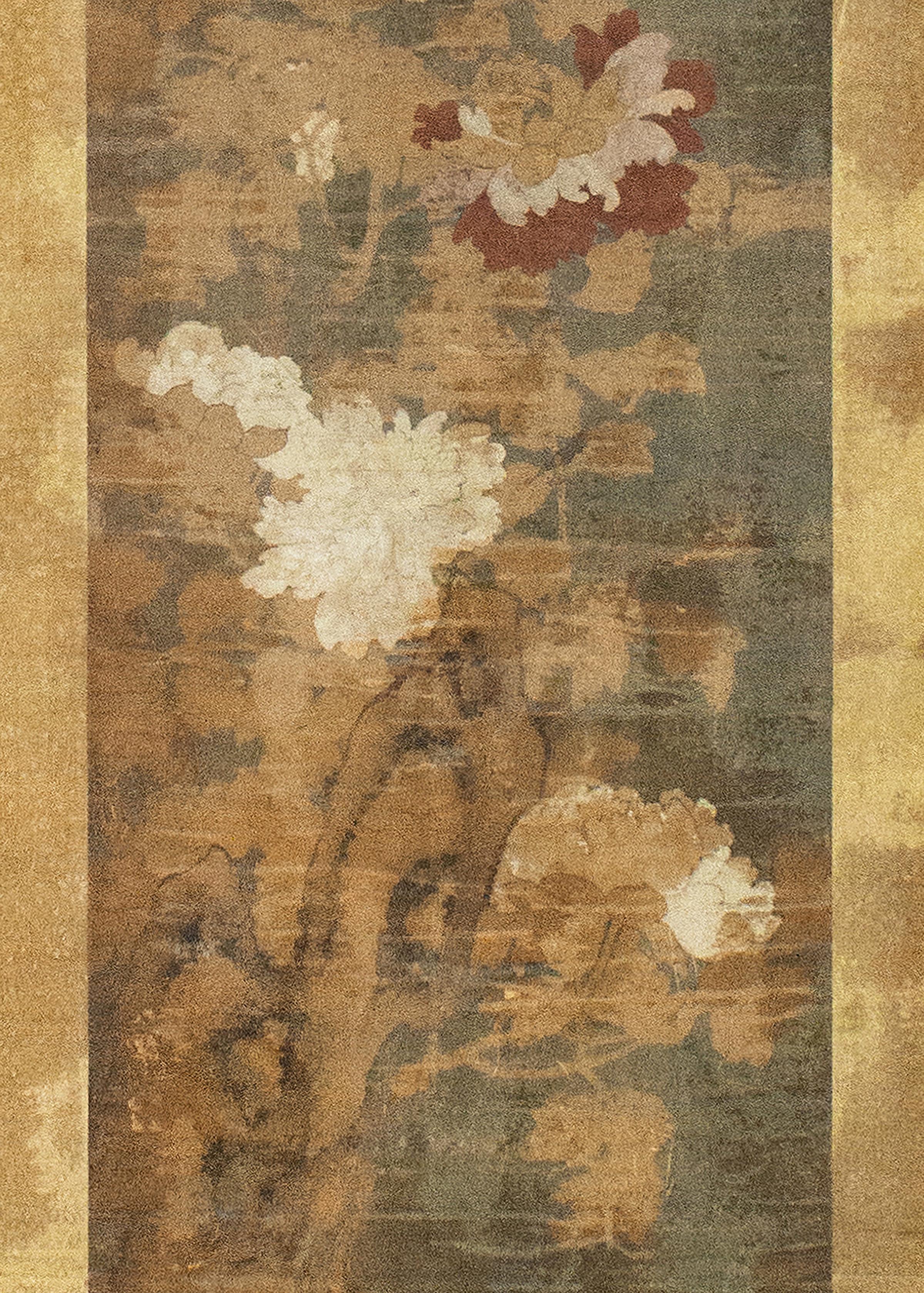 Quartz Pair of 17th Century Chinese Huaniaohua Paintings with Gilded Frames For Sale