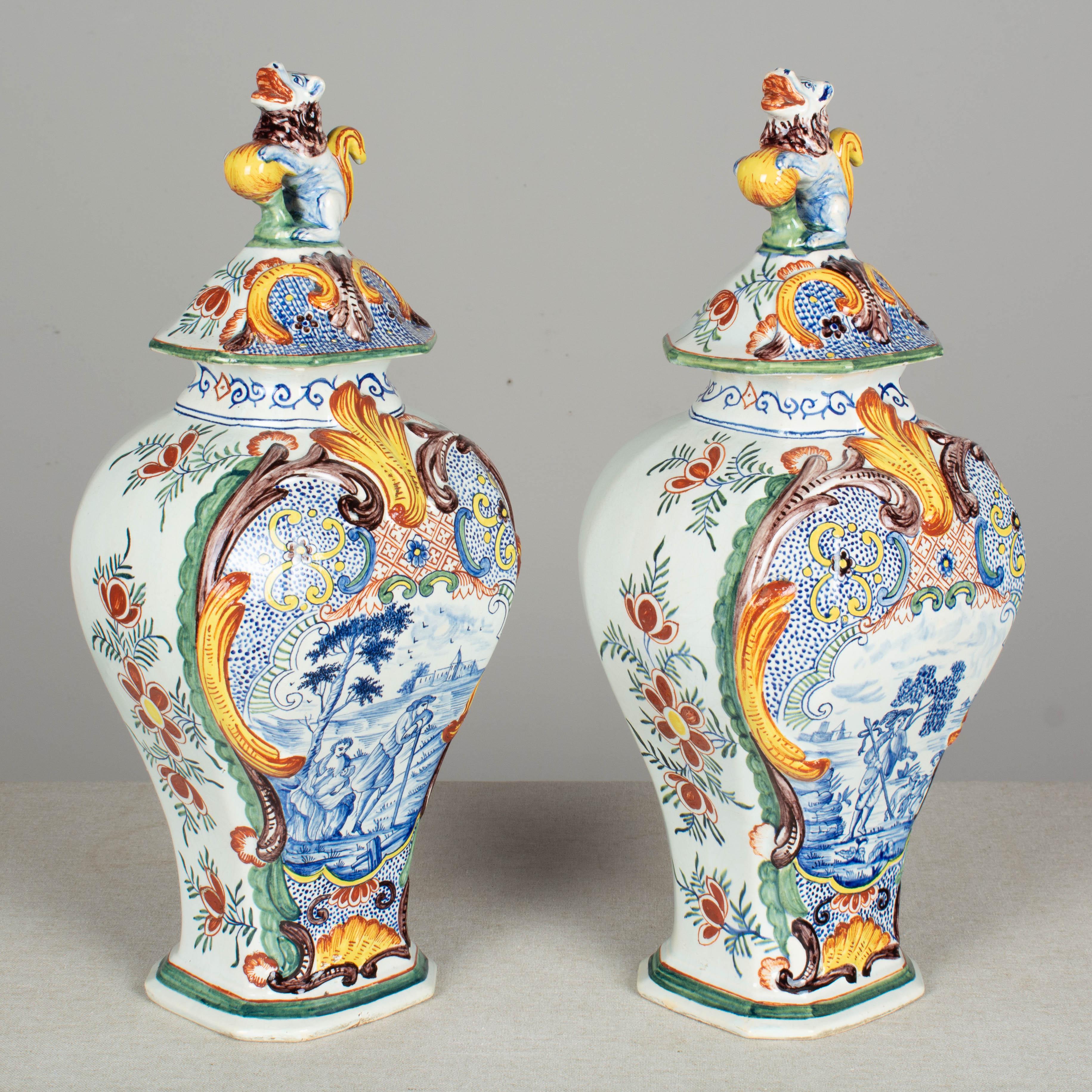 Pair of 17th Century Delft Polychrome Faience Jars In Good Condition In Winter Park, FL