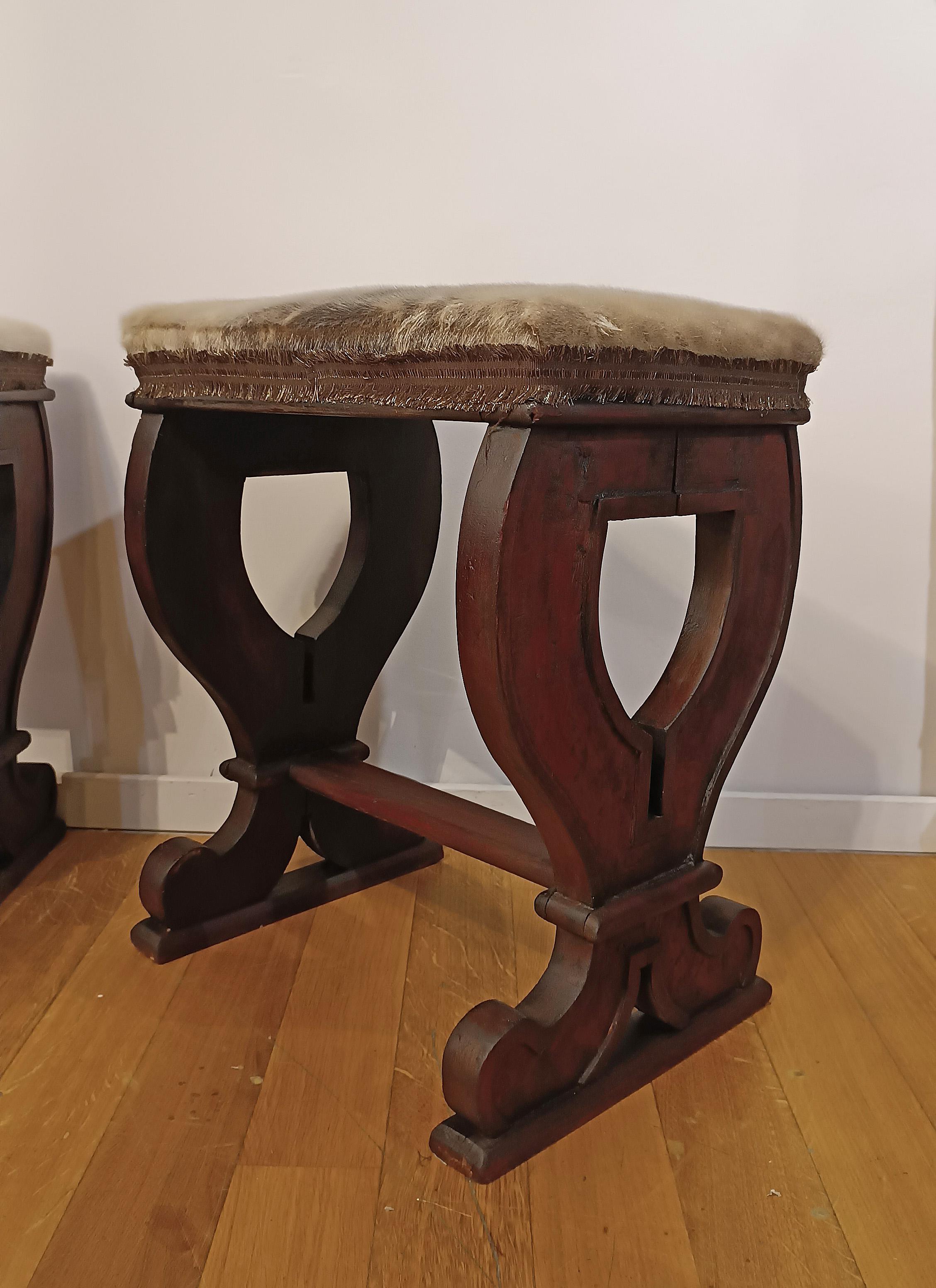 PAIR OF 17th CENTURY FALDSTOOLS STOOLS in vendita 2