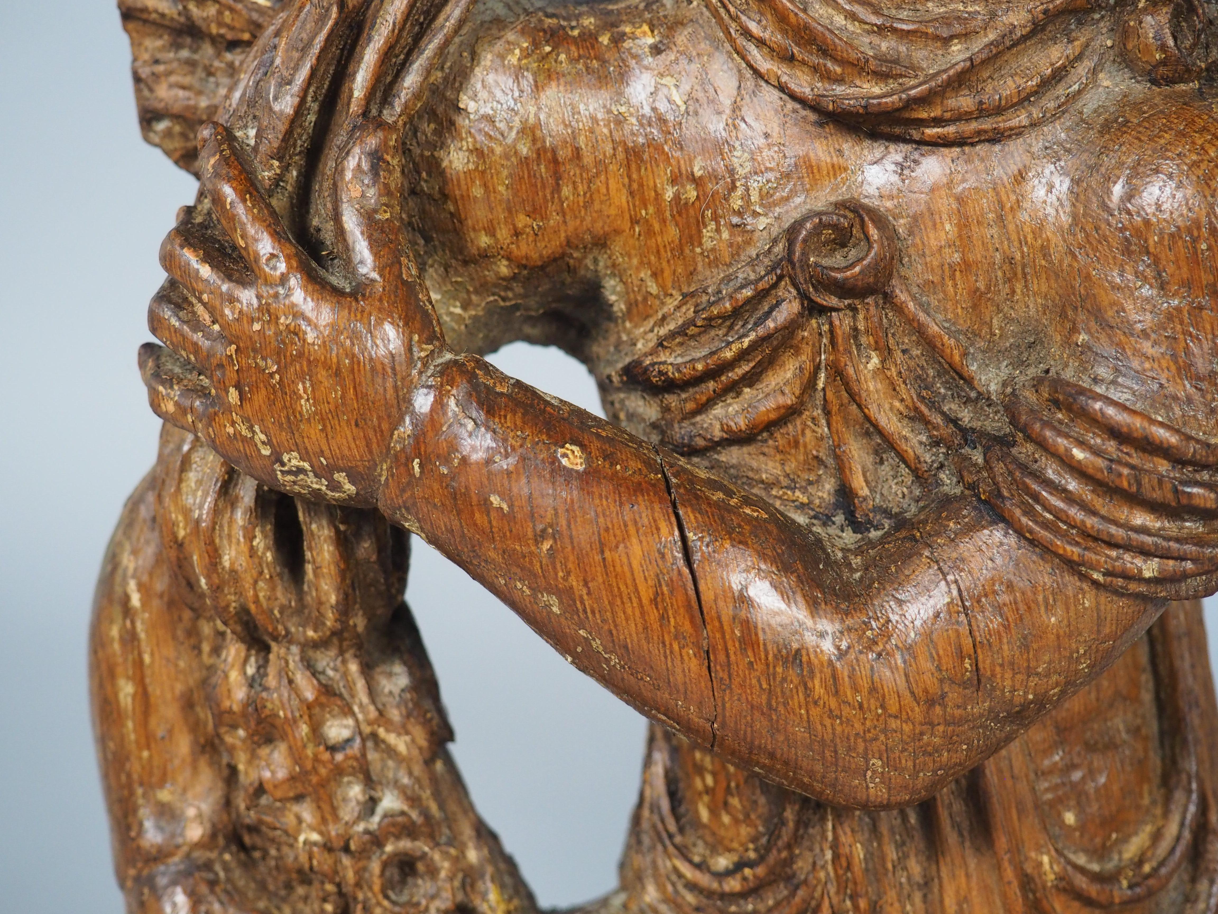 Coppia di sculture di putti fiamminghi del XVII secolo su supporti in ferro contemporanei in vendita 4