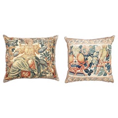 Pareja de almohadas de tapicería flamenca del siglo XVII