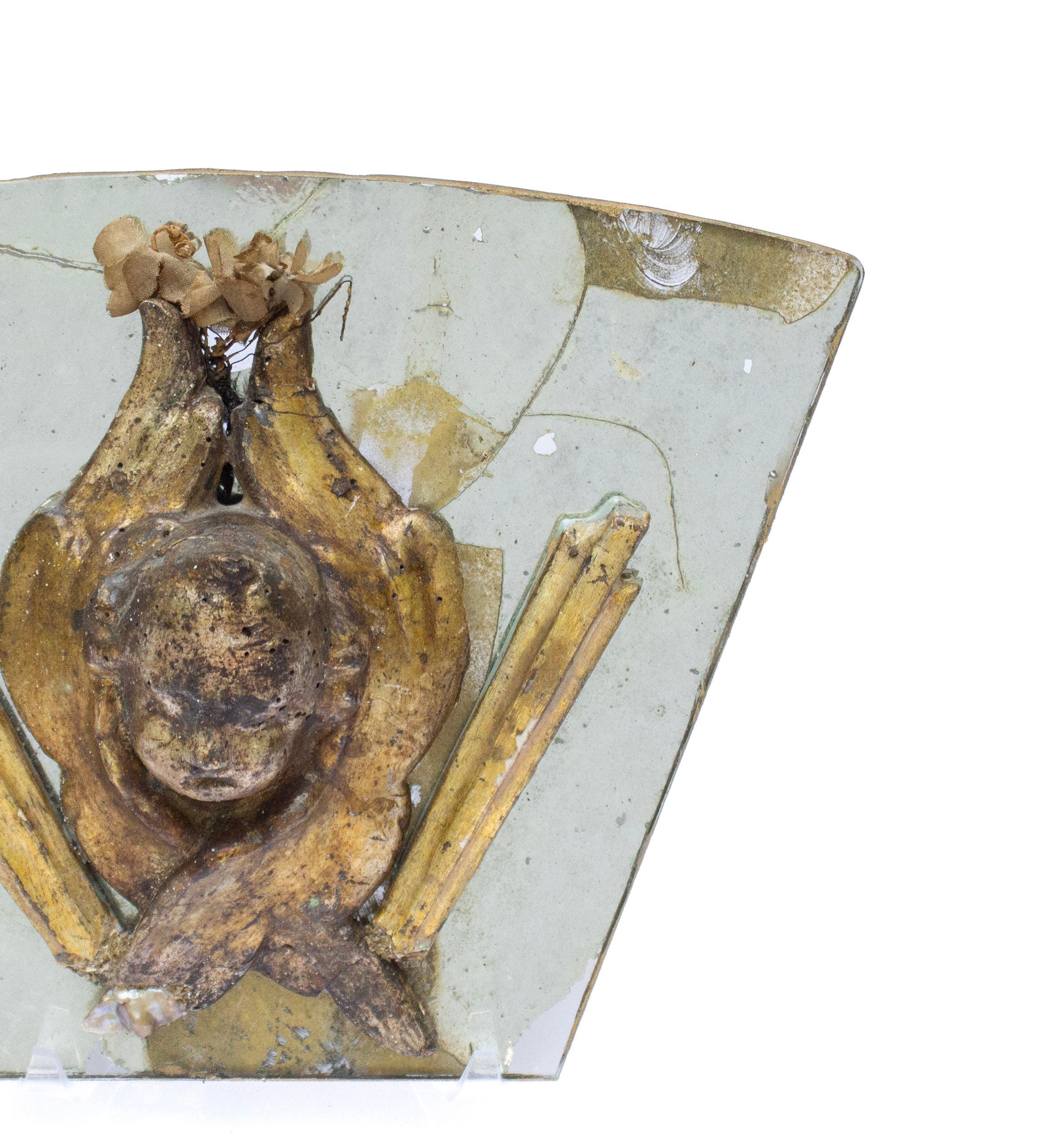 Pair of 17th Century Italian Angel Heads on Antique Mercury Mirrors In Good Condition For Sale In Dublin, Dalkey