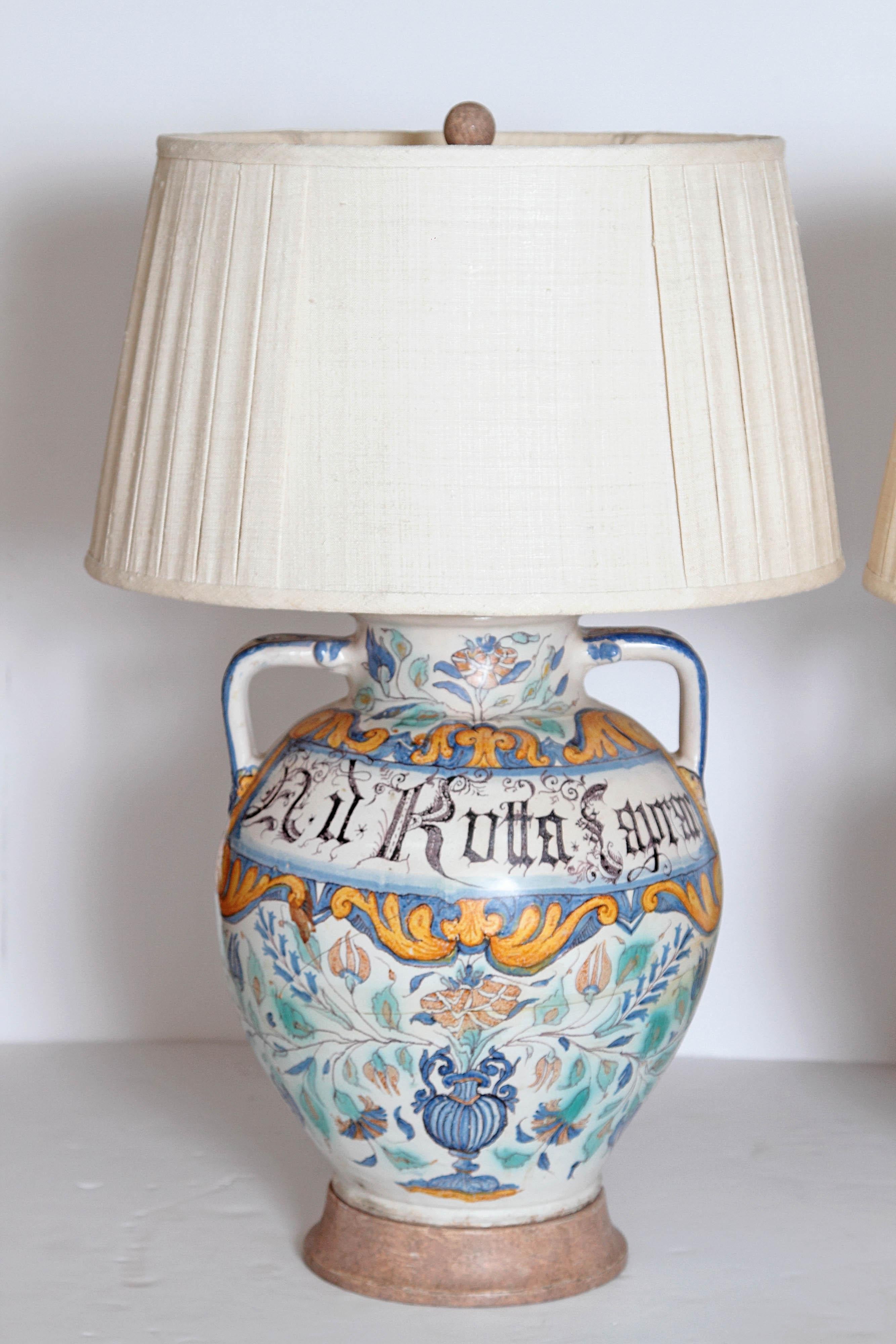 Baroque Pair of 17th Century Italian Maiolica Vases as Lamps For Sale