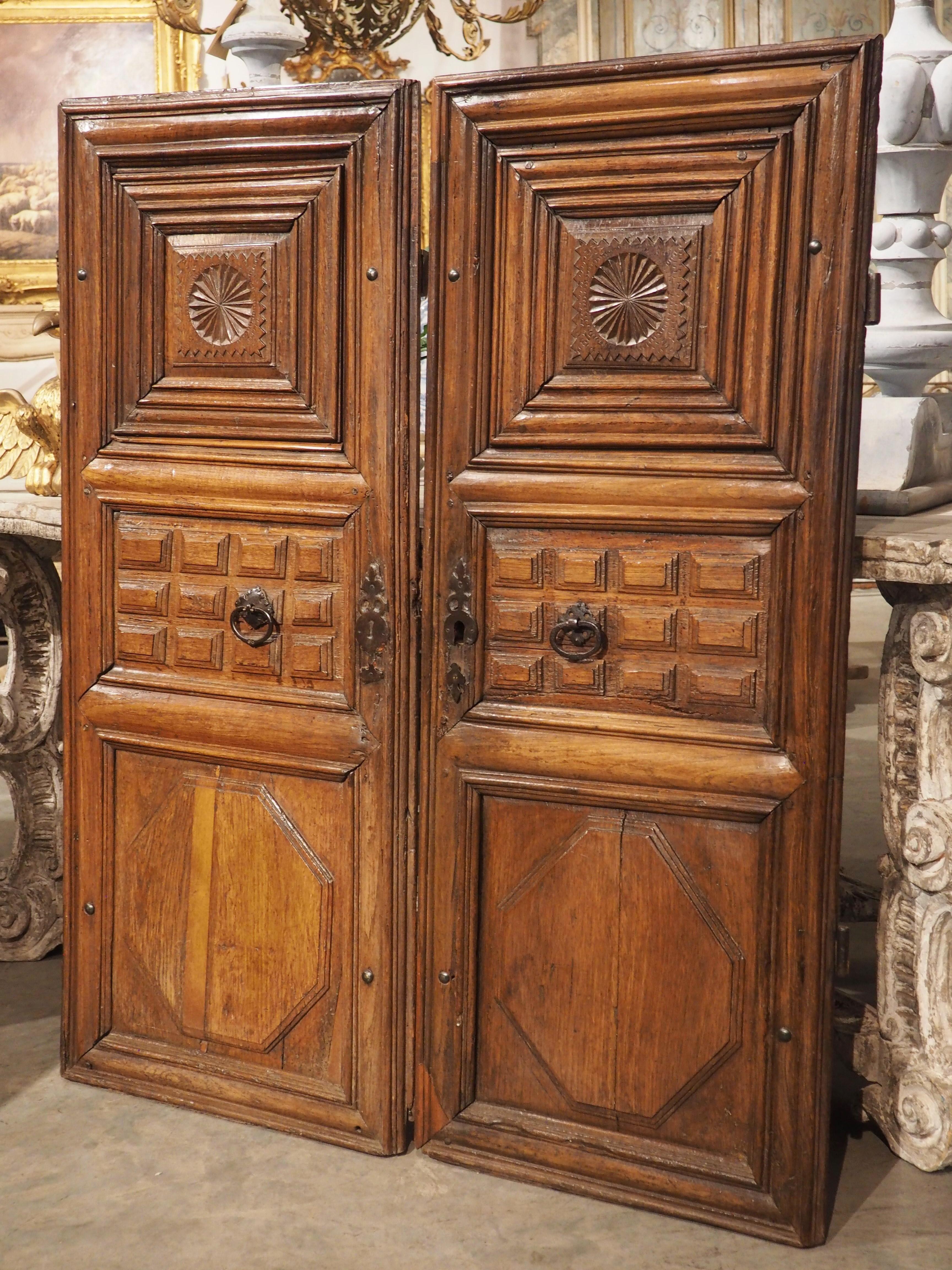 Pair of 17th Century Oak Armoire Doors from France For Sale 10