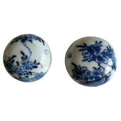 Pair of 17th century porcelain boxes from the Hatcher Cargo