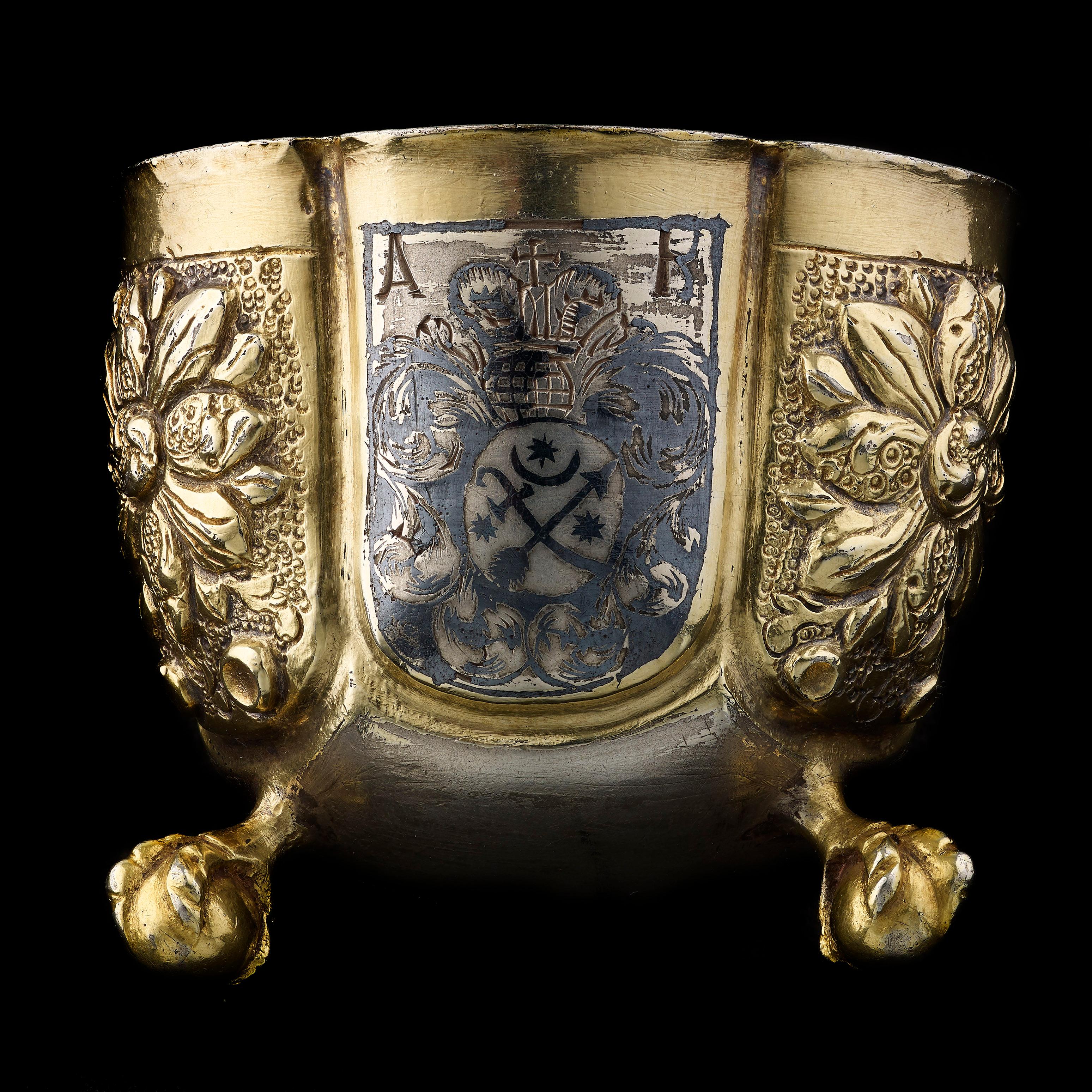 Pair of 17th Century Russian Silver Vodka Cups 3