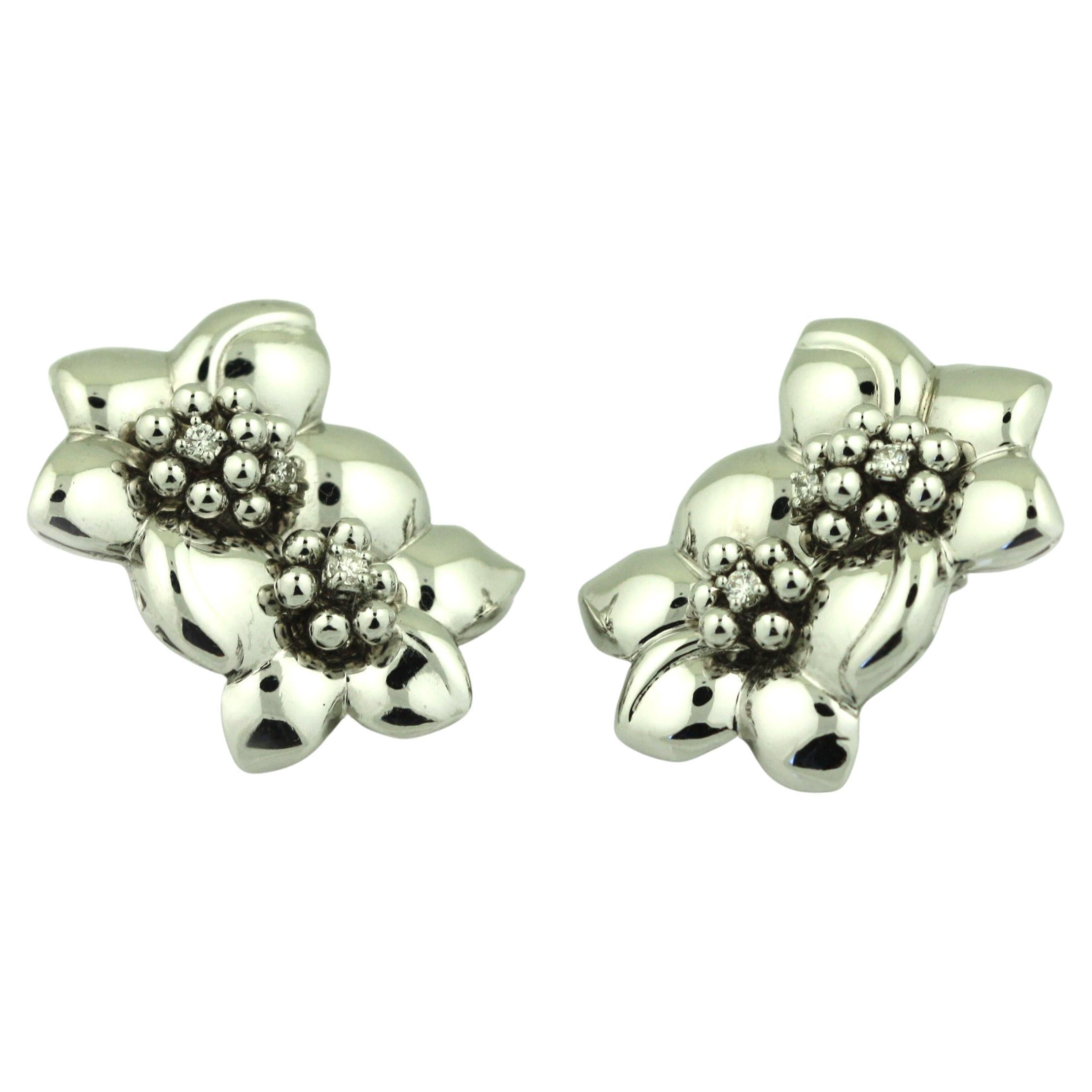 Pair of 18 Carat White Gold And Diamond Ear Clips, Sabbadini For Sale