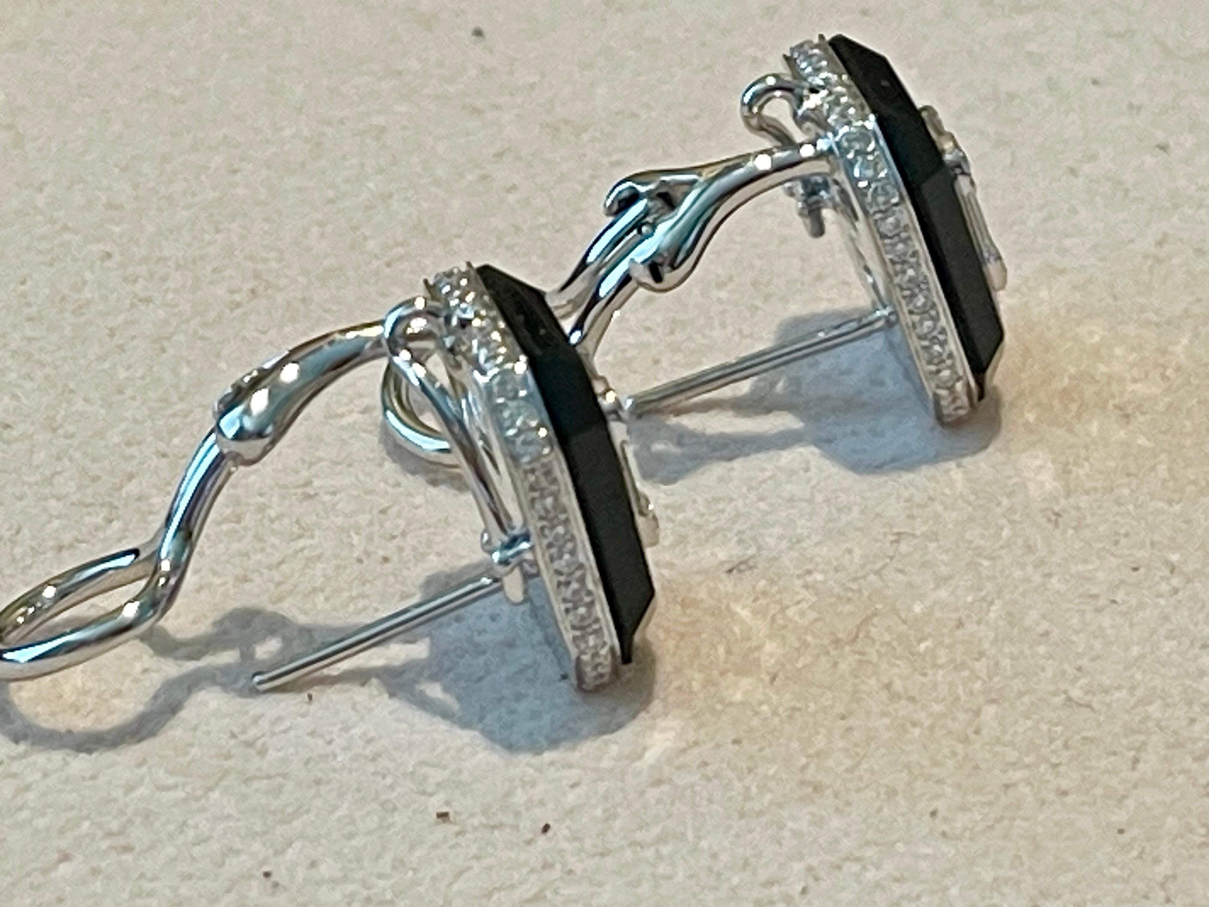 Art Deco Pair of 18 K white Gold Ar Deco style illusion setting Diamond earrings