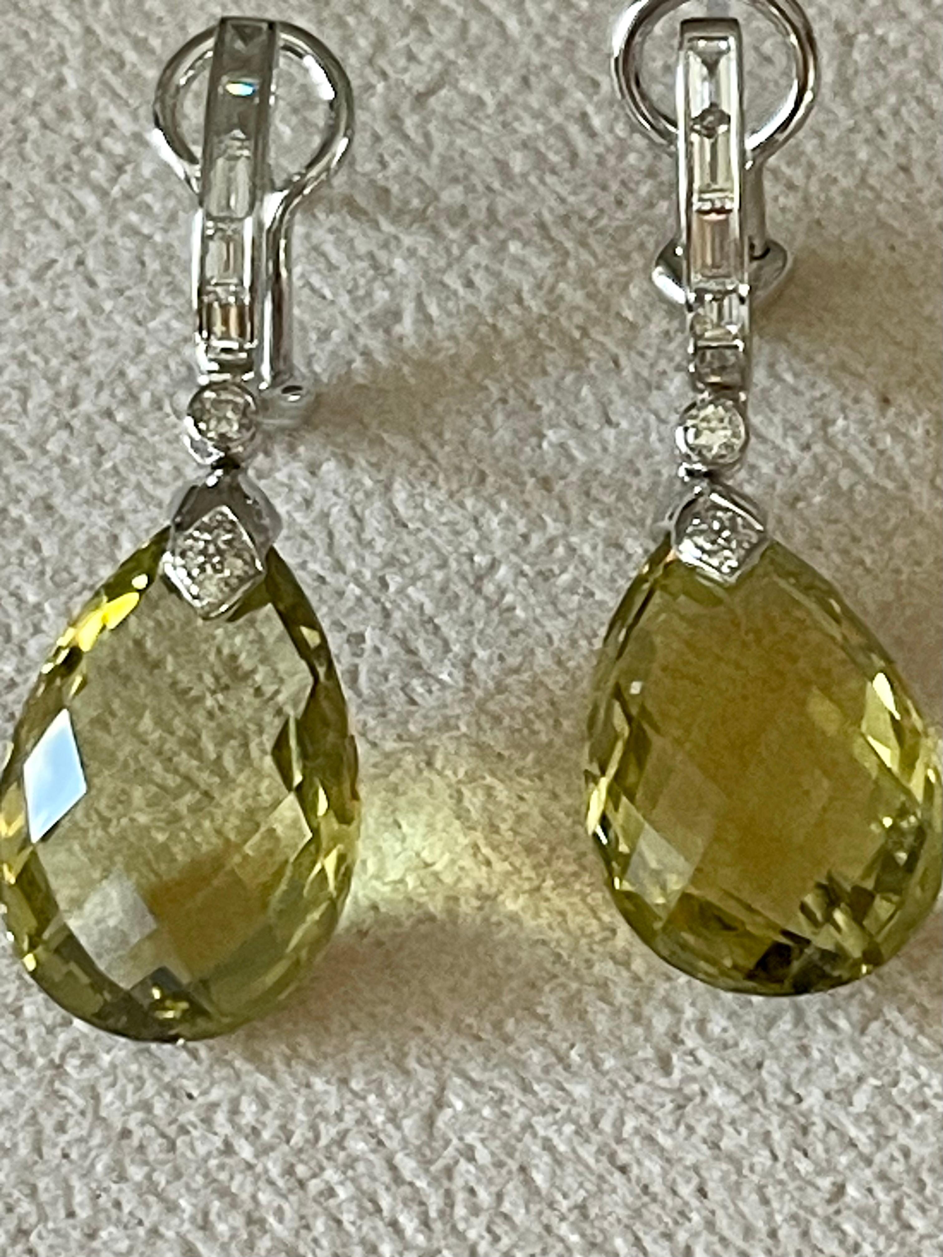 Pair  of 18 K white Gold drop earrings Lemon Quartz Briolette Diamonds In New Condition For Sale In Zurich, Zollstrasse