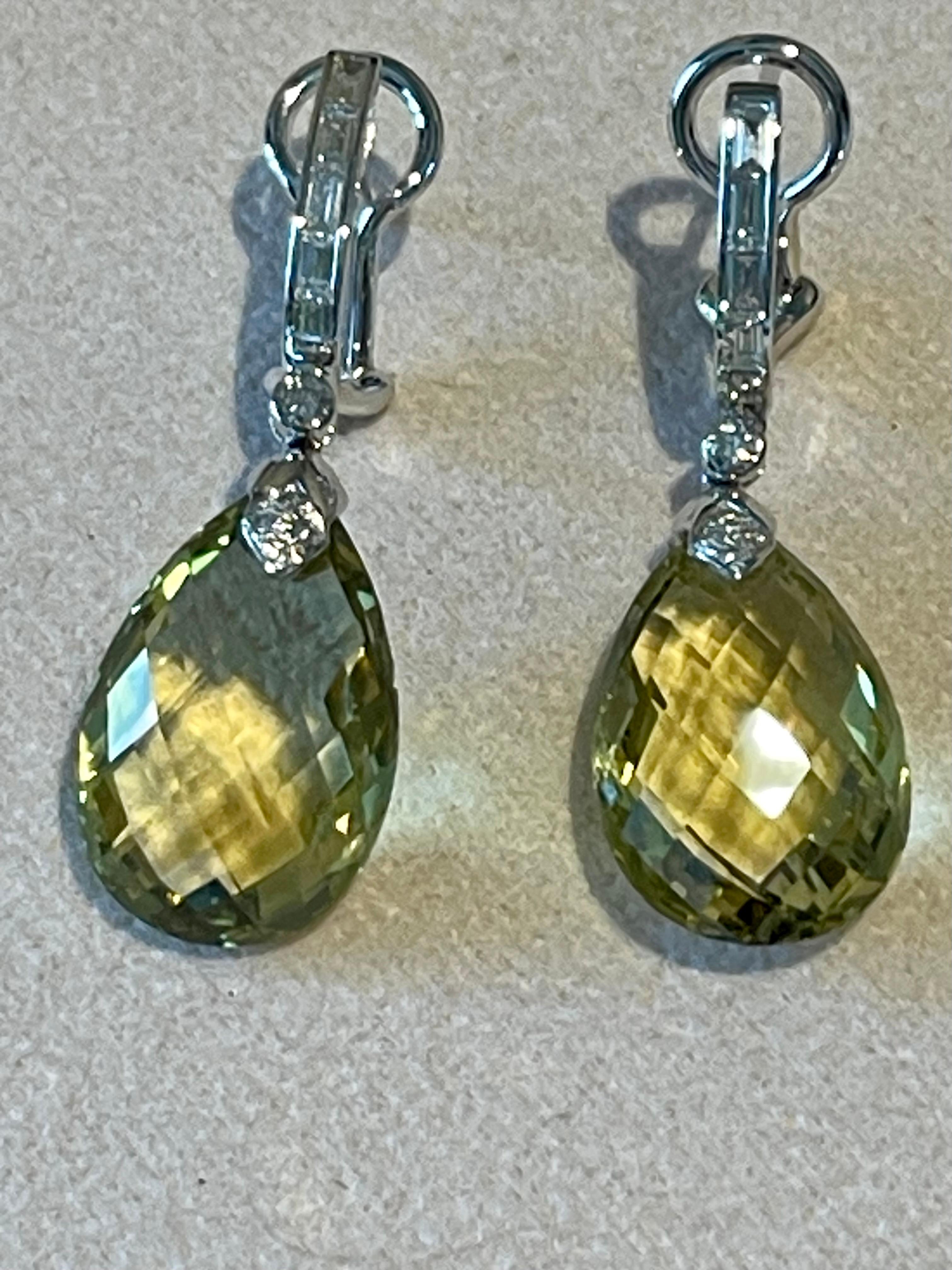 Pair  of 18 K white Gold drop earrings Lemon Quartz Briolette Diamonds For Sale 1