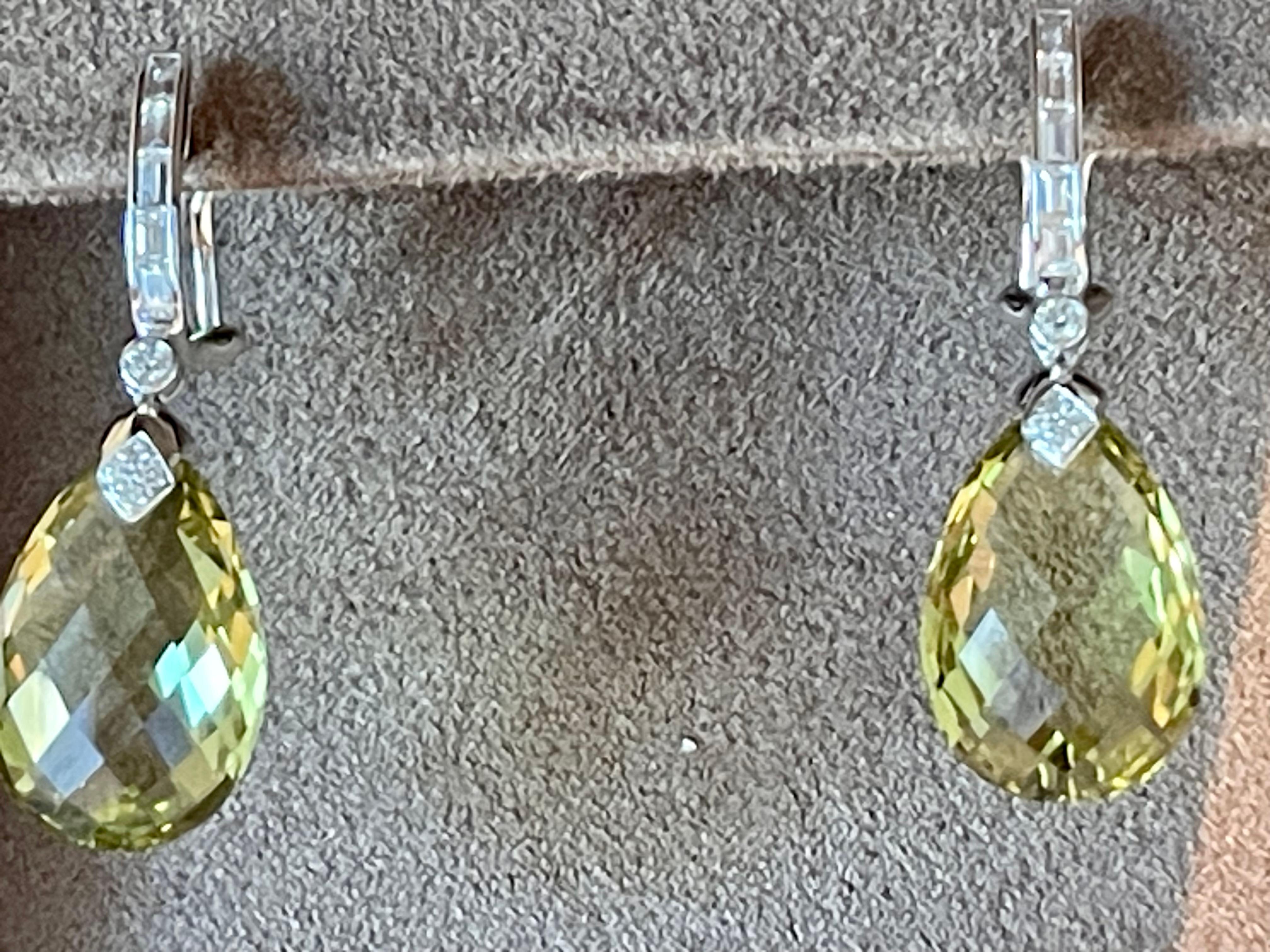 Pair  of 18 K white Gold drop earrings Lemon Quartz Briolette Diamonds For Sale 3