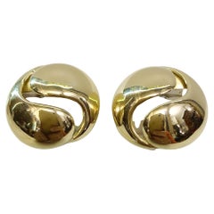 Vintage Pair of 18 Karat Gold Earrings