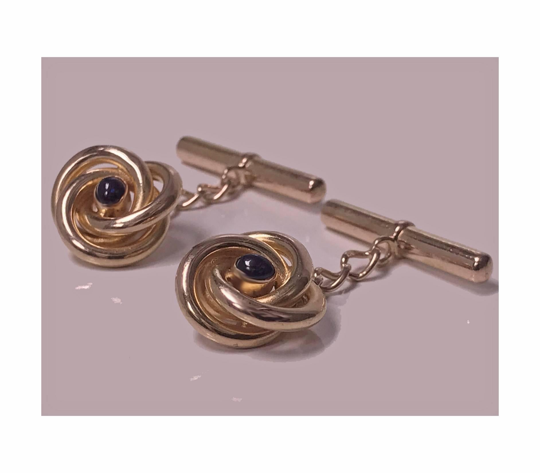 Pair of 18 Karat Sapphire Cufflinks, circa 1930 In Good Condition In Toronto, ON