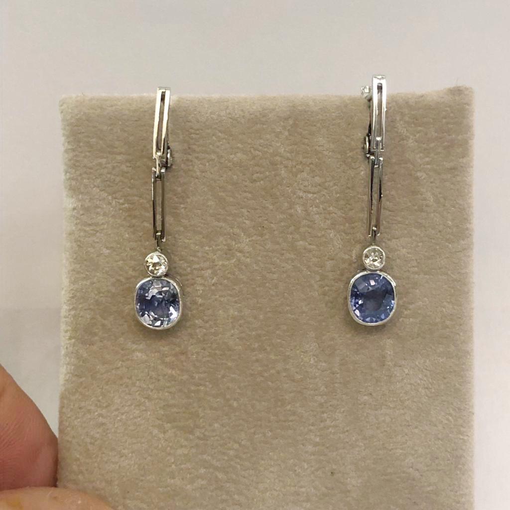Pair of 18 Karat White Gold Sapphire and Diamond Earrings In Good Condition For Sale In Palm Springs, CA