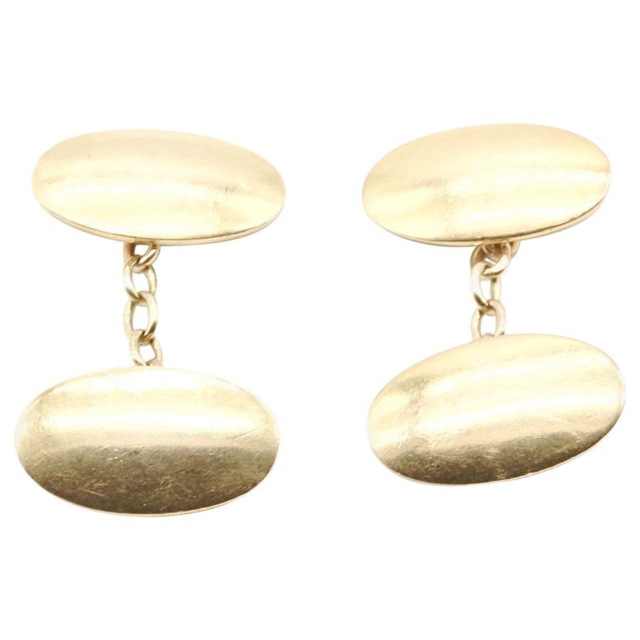 Pair of 18 Kt Yellow Gold Classic Oval Chain Linked Cufflinks For Sale