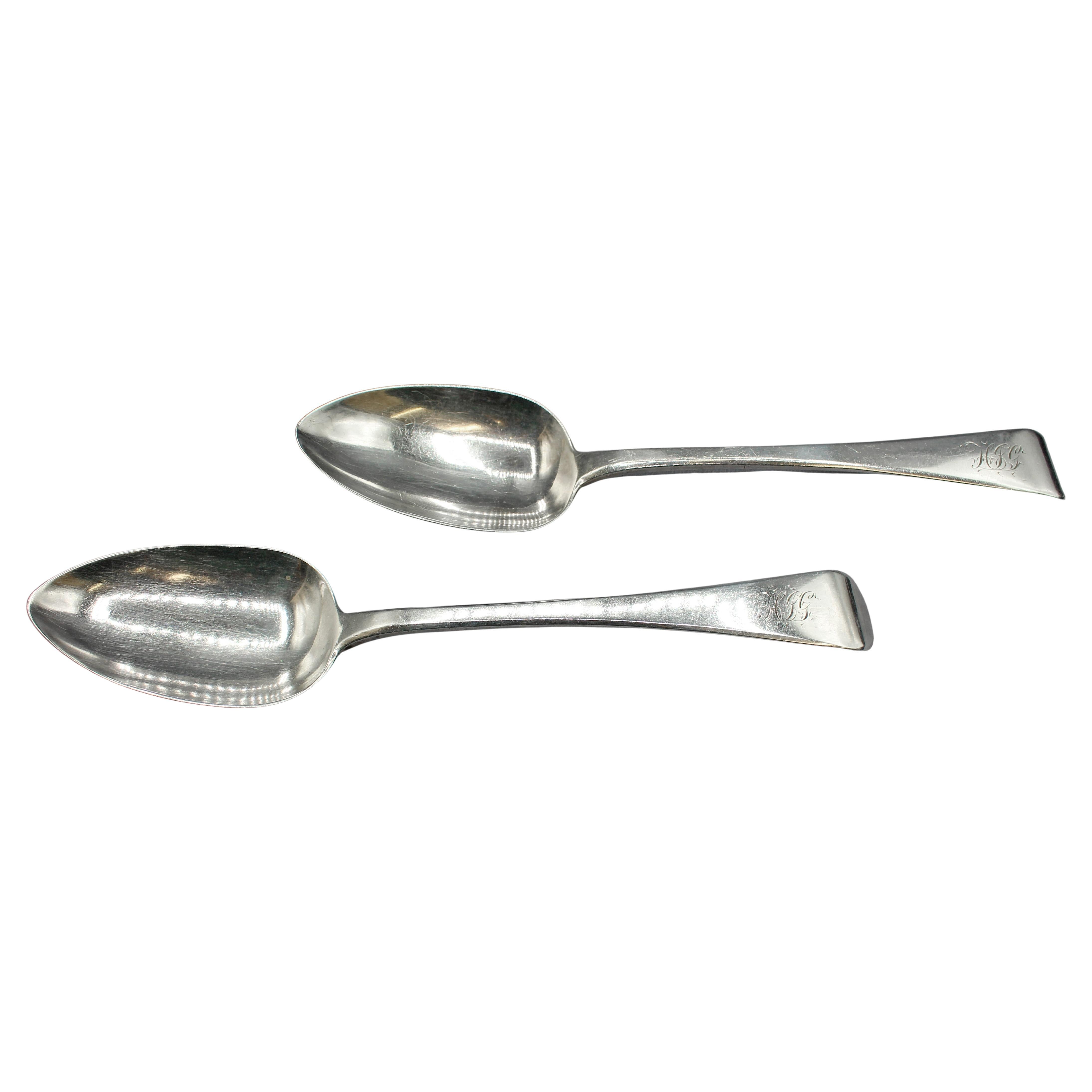 Paar Tisch- oder Servierlöffel aus Sterlingsilber aus 1818 im Angebot