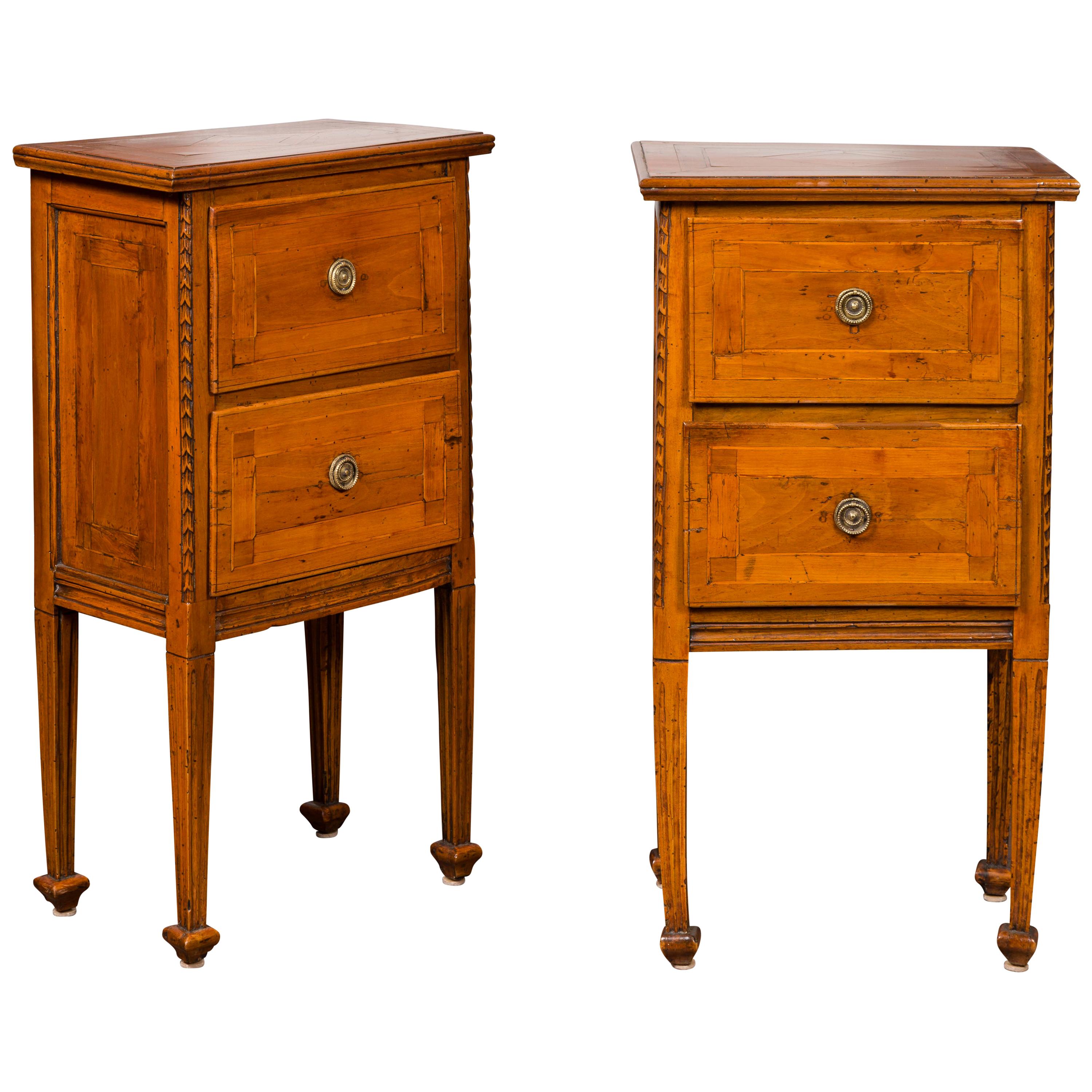 Pair of 1820s Italian Neoclassical Carved Walnut Bedside Tables with Banding For Sale
