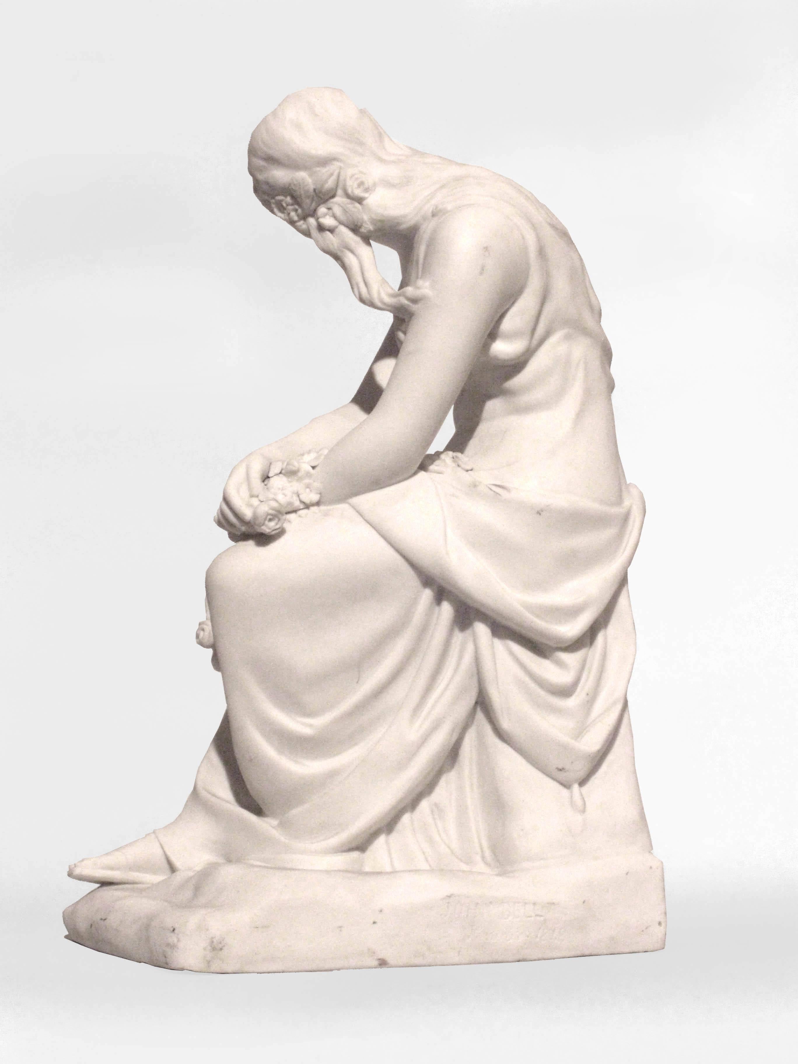 Pair of Victorian White Parian Female Figures In Good Condition For Sale In New York, NY