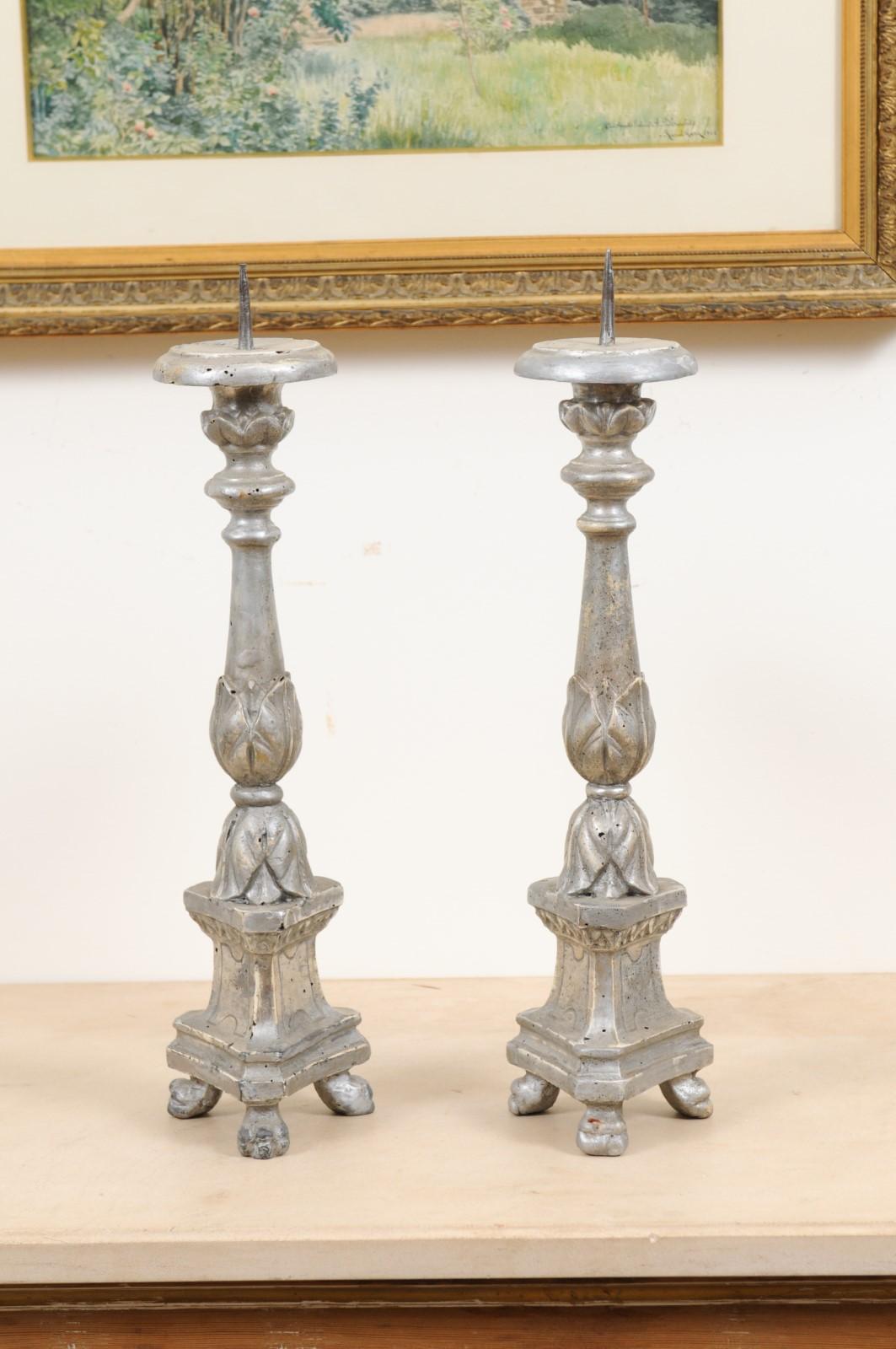 Pair of 1850s Italian Silver Gilt Candlesticks with Carved Waterleaves For Sale 5