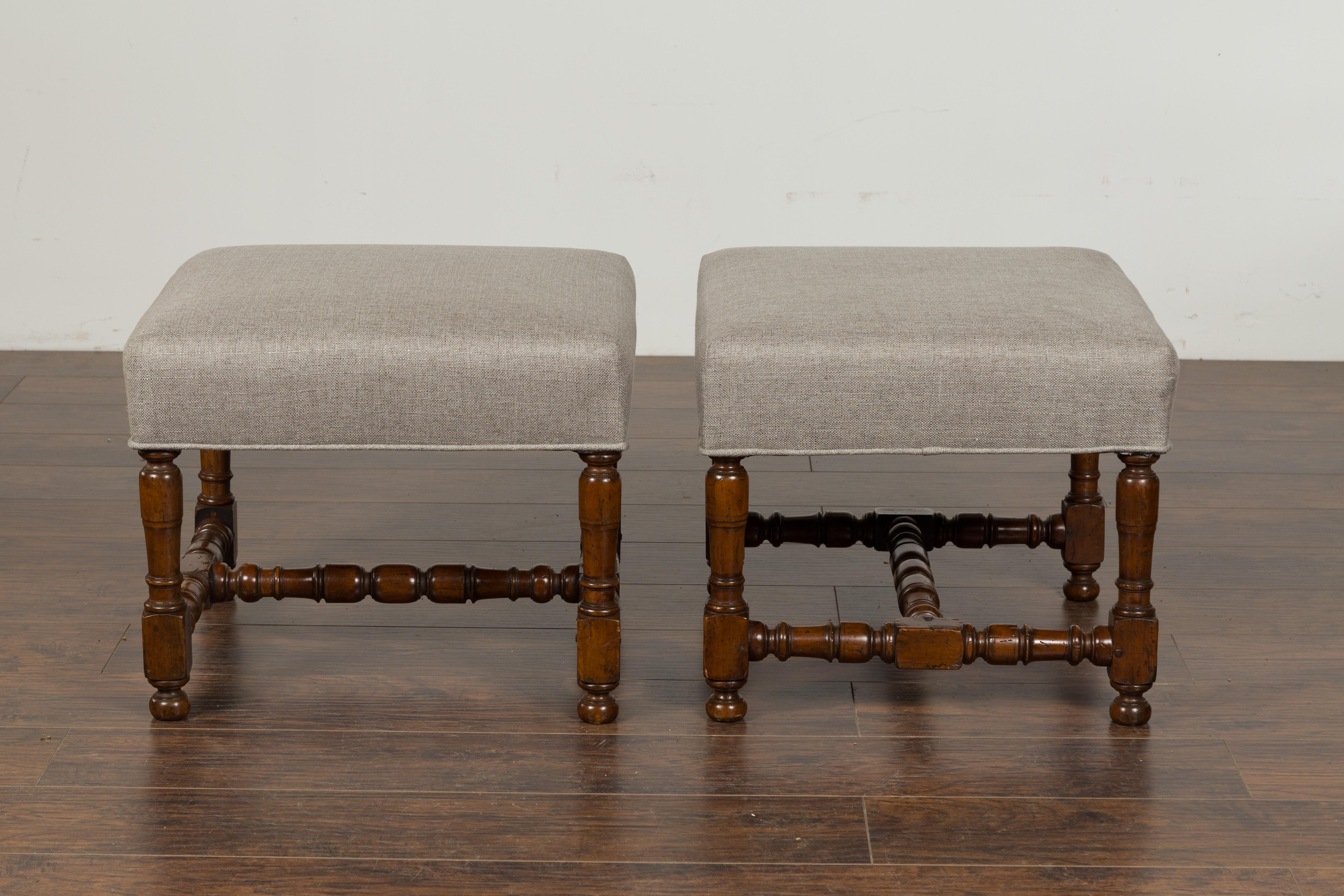Pair of 1870s English Walnut Stools with Turned Legs and New Upholstery 5