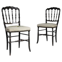 Paire de chaises Napoléon III françaises des années 1880 avec broderie florale