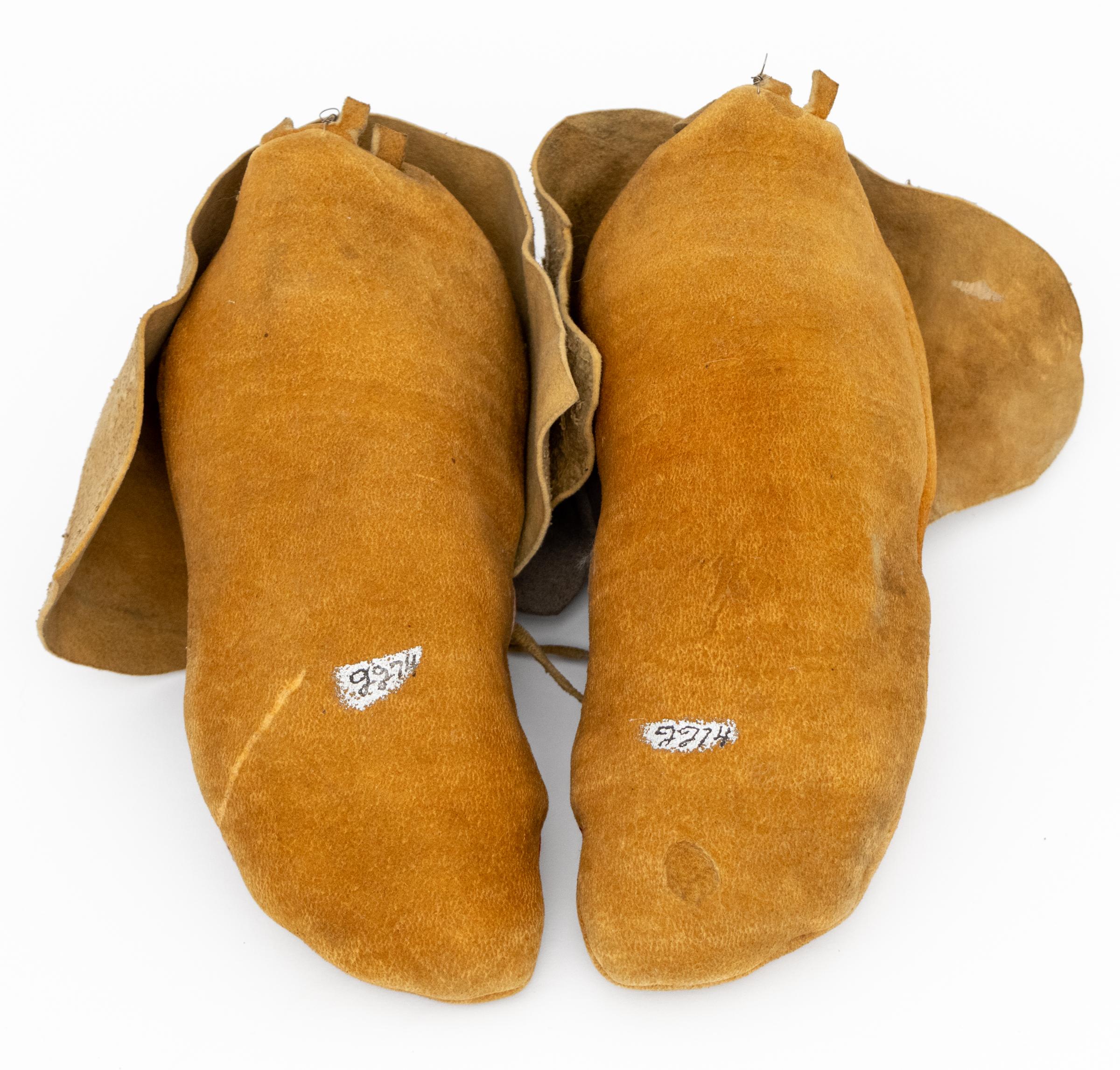 Late 19th Century Circa 1880 Salish Appliqued Moccasins, Native American Plateau, Deer Hide For Sale