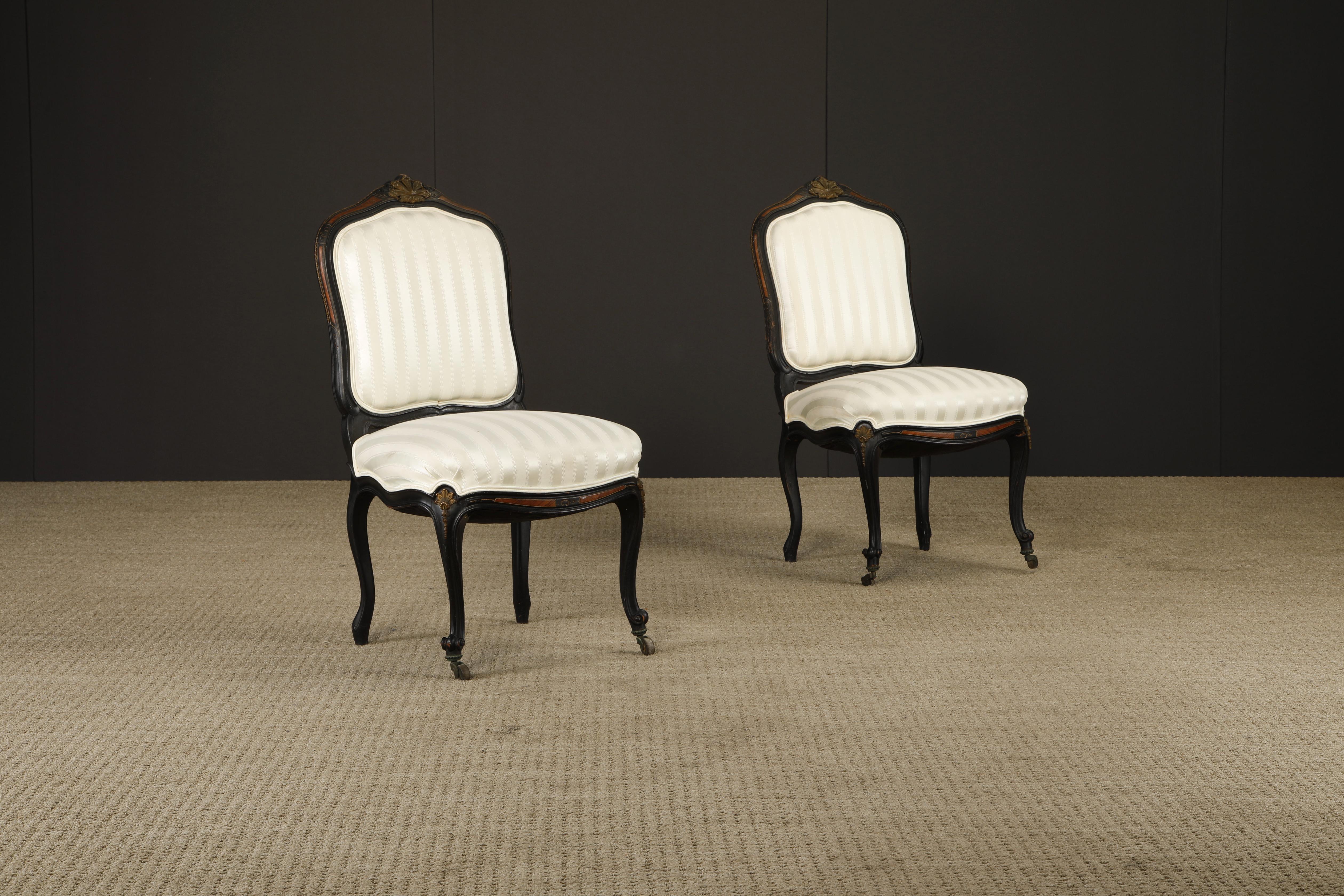 Pair of 1890s French Louis XV Carved, Gilt, Ebonized, and Upholstered Chairs For Sale 2