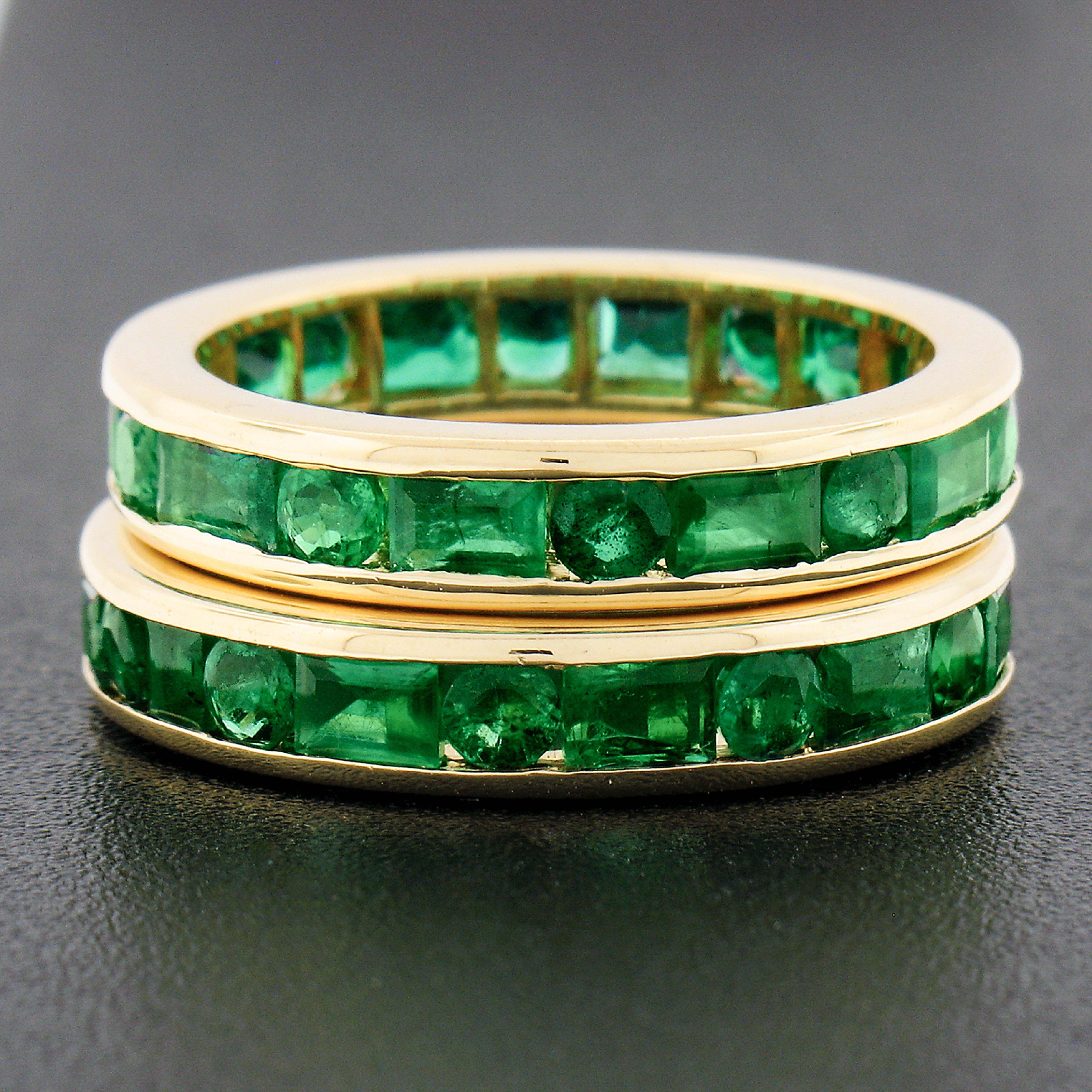Round Cut Pair of 18k Gold 4.60ctw Channel Set GIA Emerald Eternity Stack Band Guard Rings For Sale