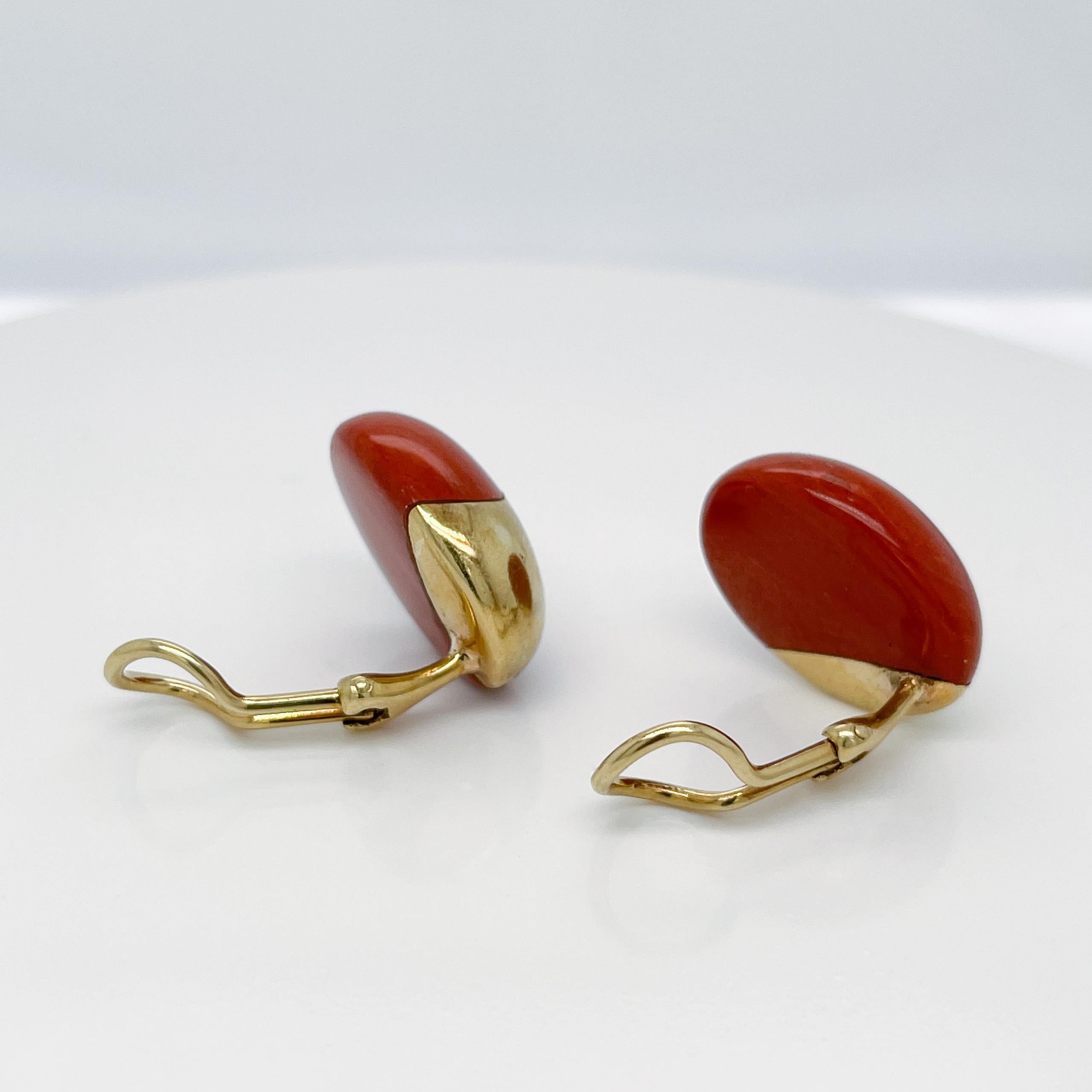 Pair of 18K Gold & Red Jasper Cabochon Earrings attributed to Angela Cummings In Good Condition In Philadelphia, PA