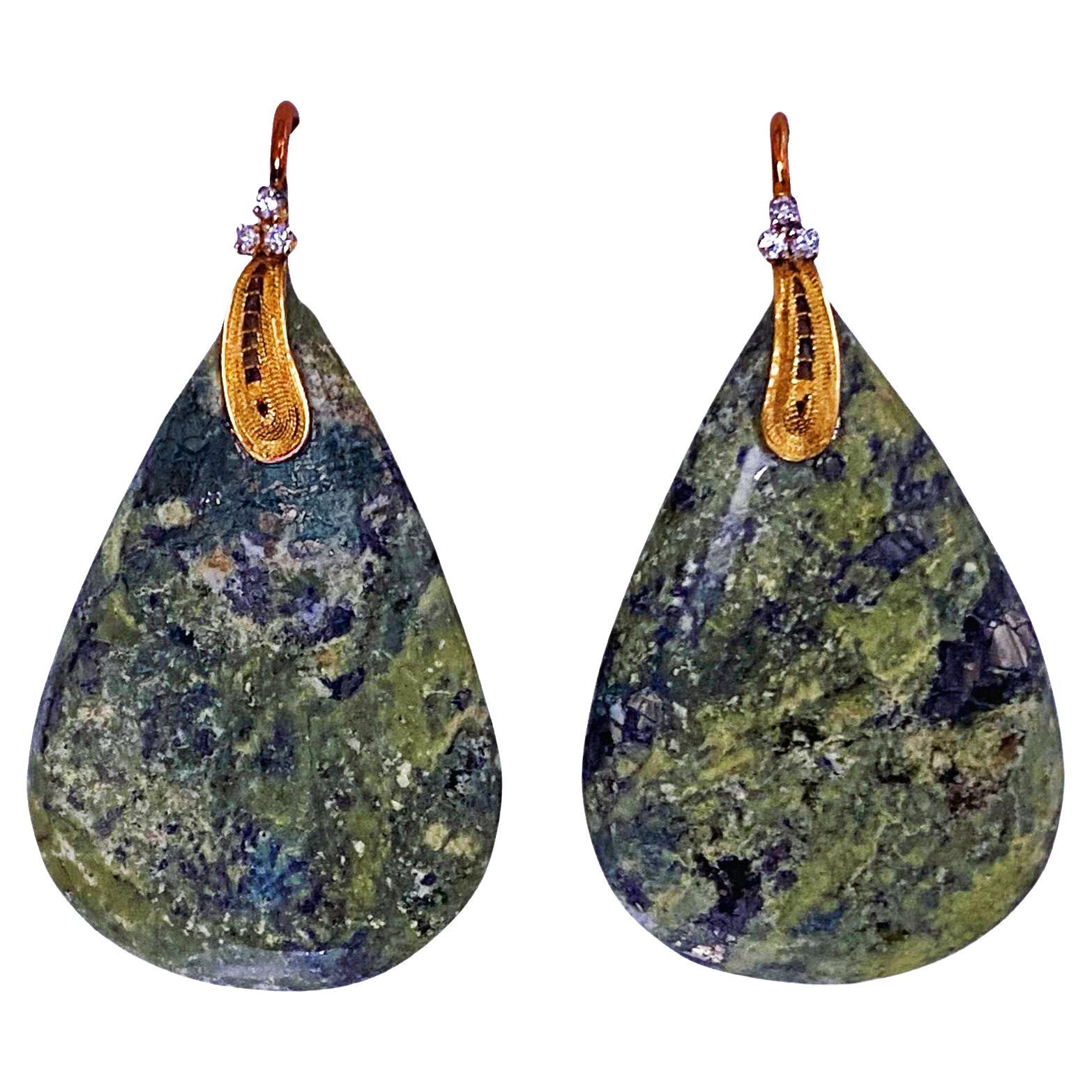 Pair of 18K green Agate and Diamond drop Earrings