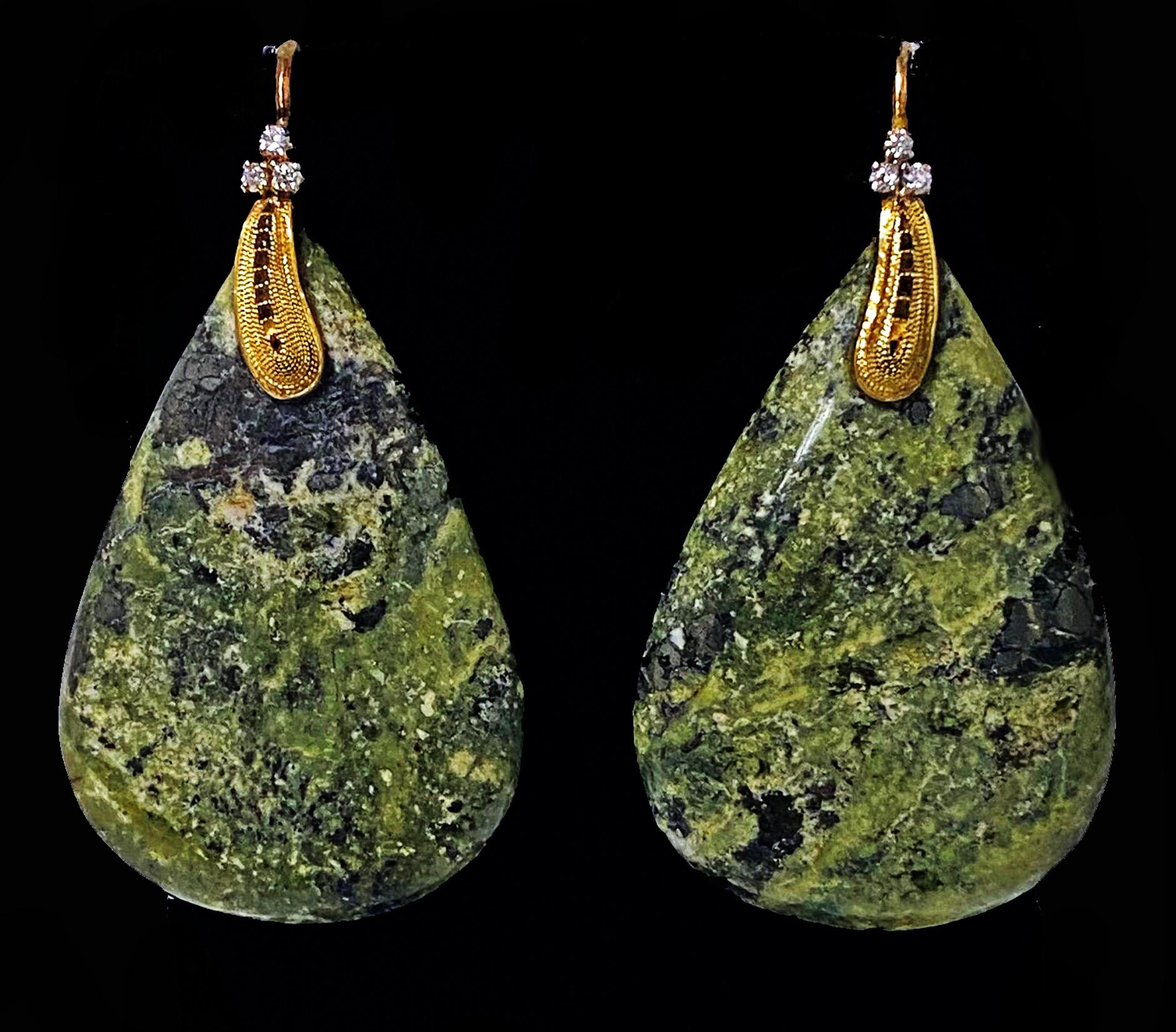 Pair of 18K Green Agate and Diamond Drop Earrings 1