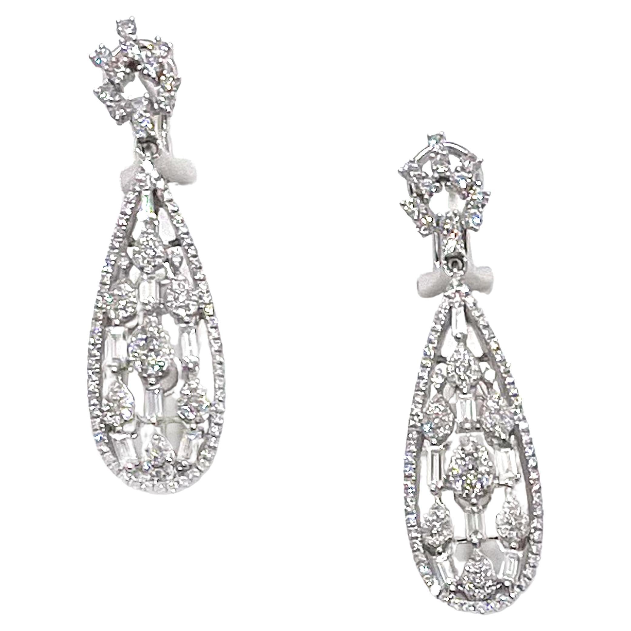 Pair of 18K White Gold Diamond Drop Dangling Earrings